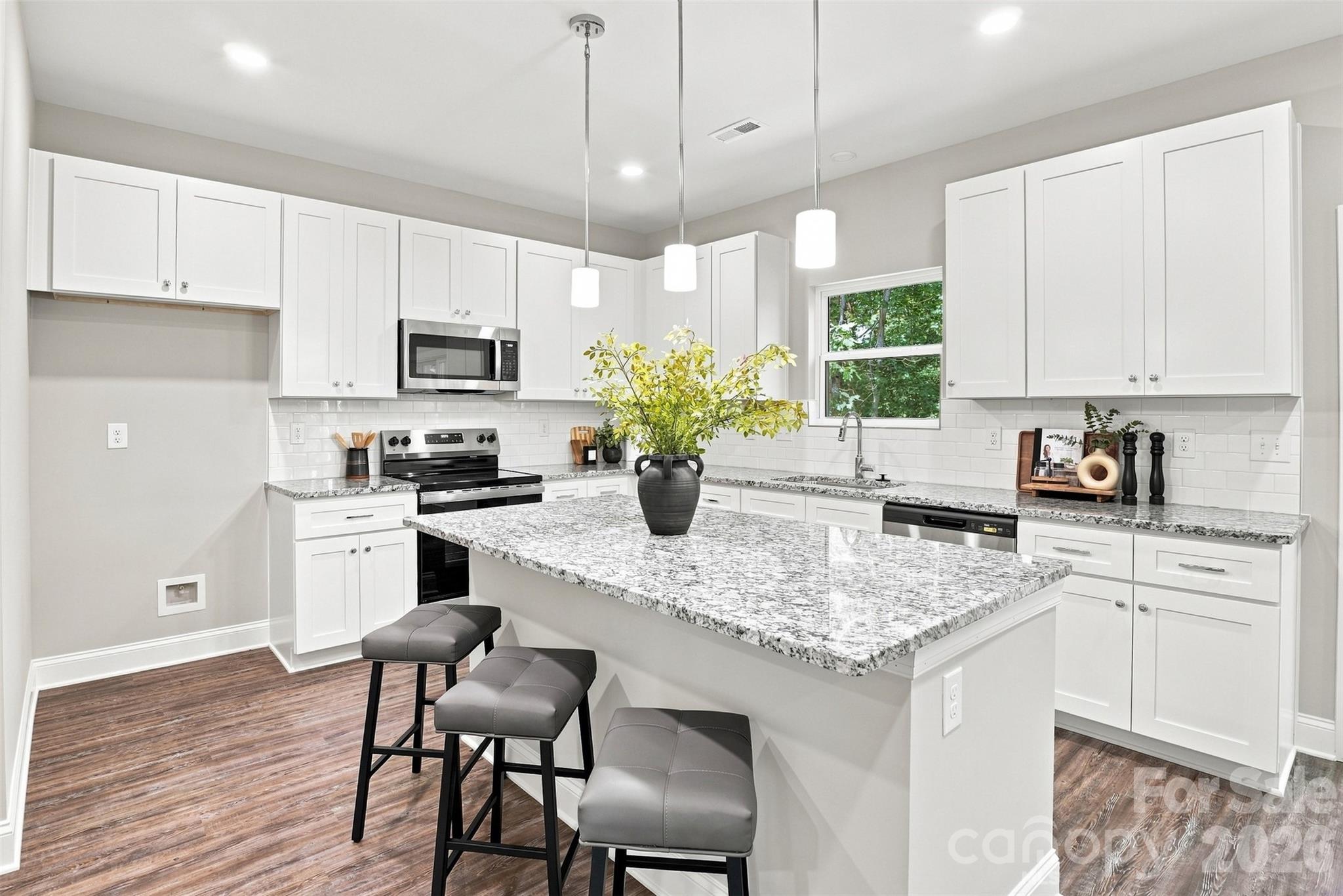 Single Family Residence at 1074 Mackey Court, Gastonia, photo 15 of 38