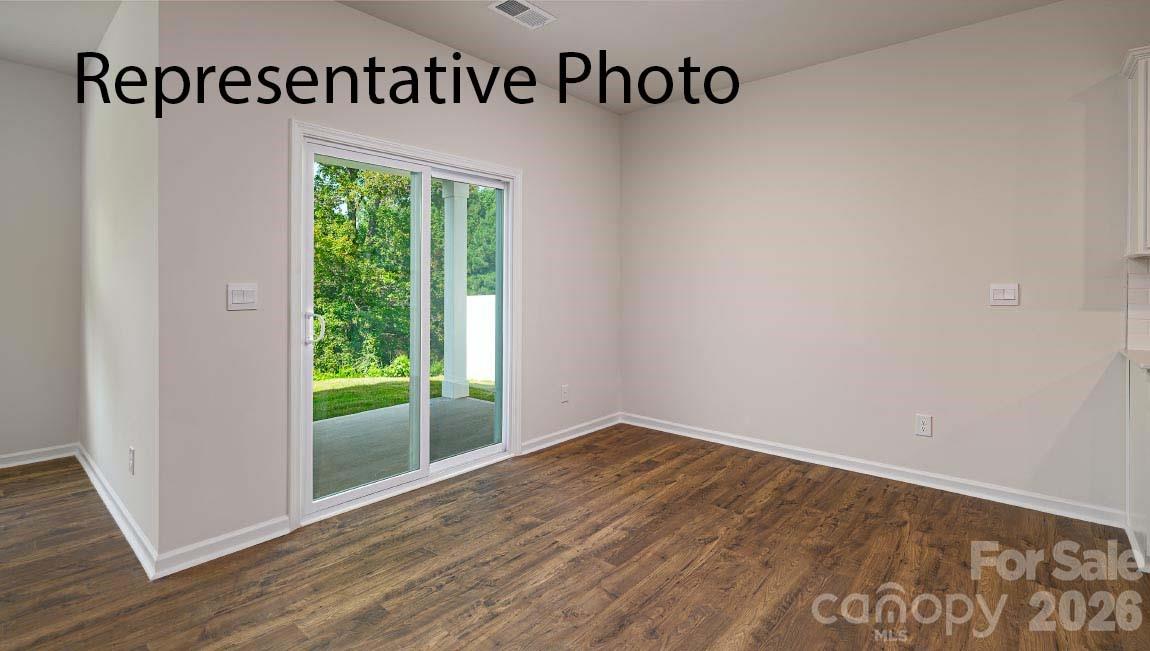 Single Family Residence at 3617 Honey Locust Lane, Gastonia, photo 6 of 22