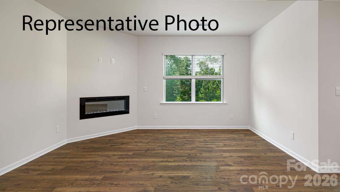 Single Family Residence at 3617 Honey Locust Lane, Gastonia, photo 8 of 22