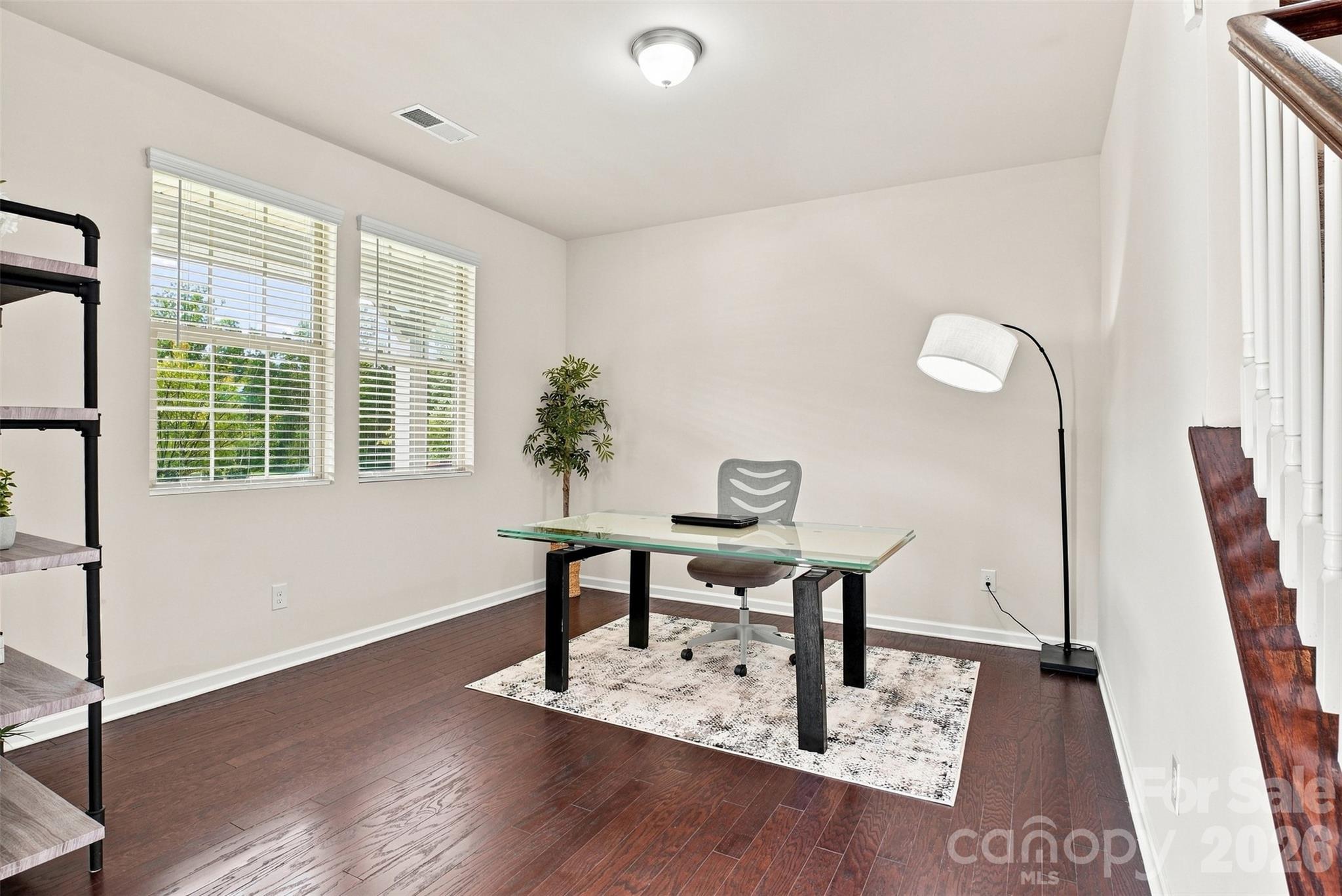 Single Family Residence at 14107 Magnolia Walk Drive, Huntersville, photo 2 of 39