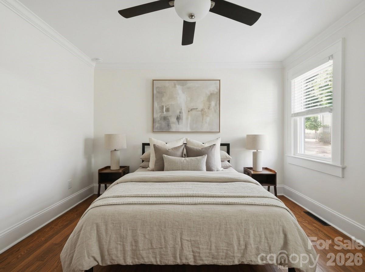 AI enhanced guest bedroom - 104 31st Avenue NE, Hickory