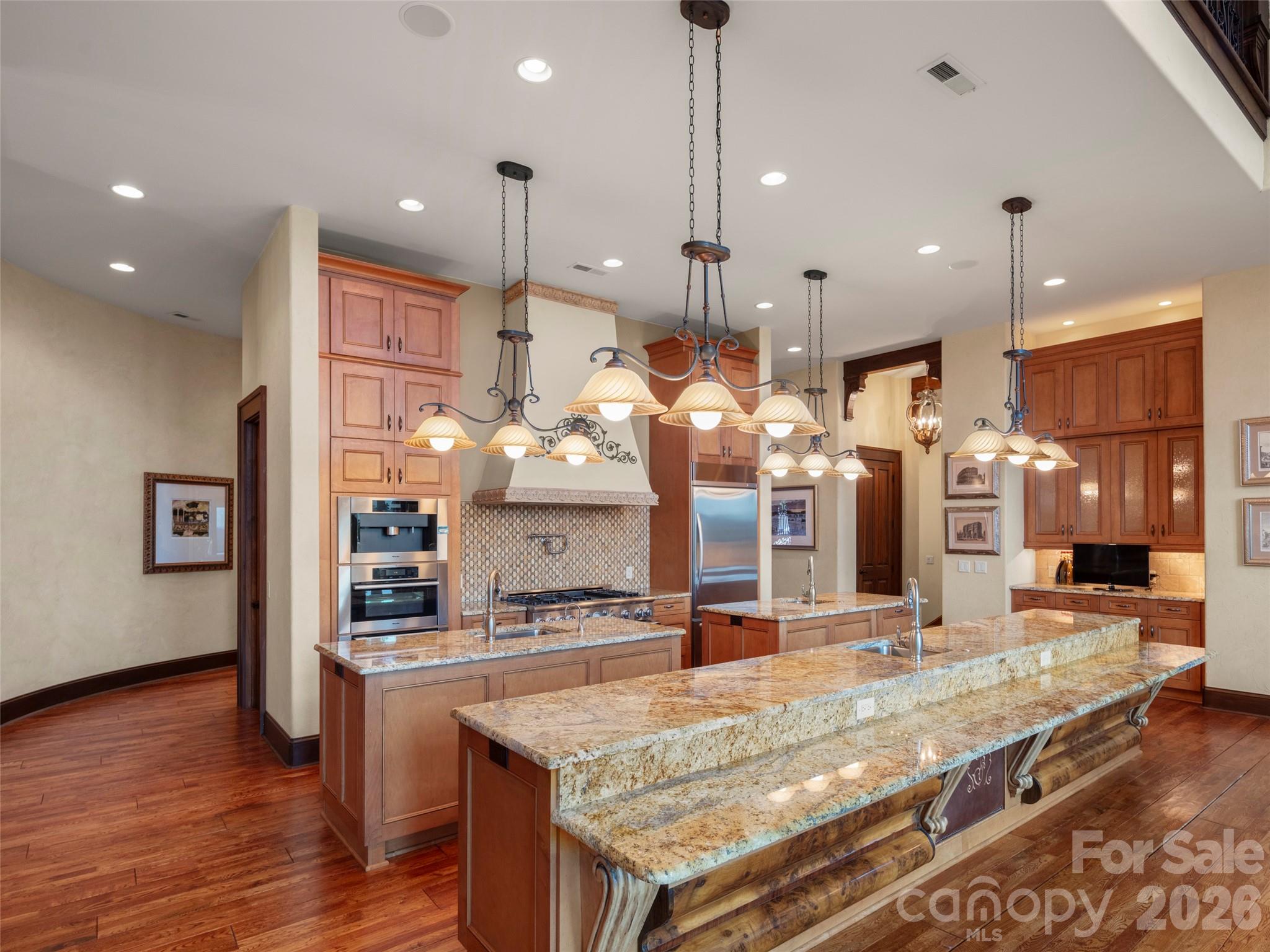 Single Family Residence at 994 Clovertop Lane, Arden, photo 18 of 48