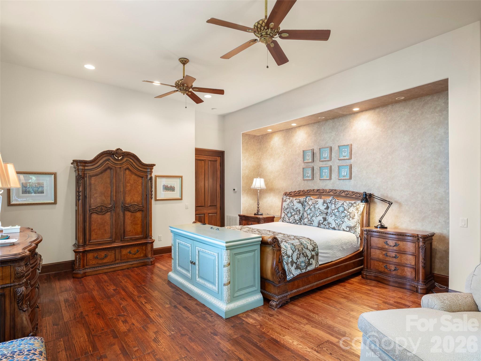 Single Family Residence at 994 Clovertop Lane, Arden, photo 23 of 48