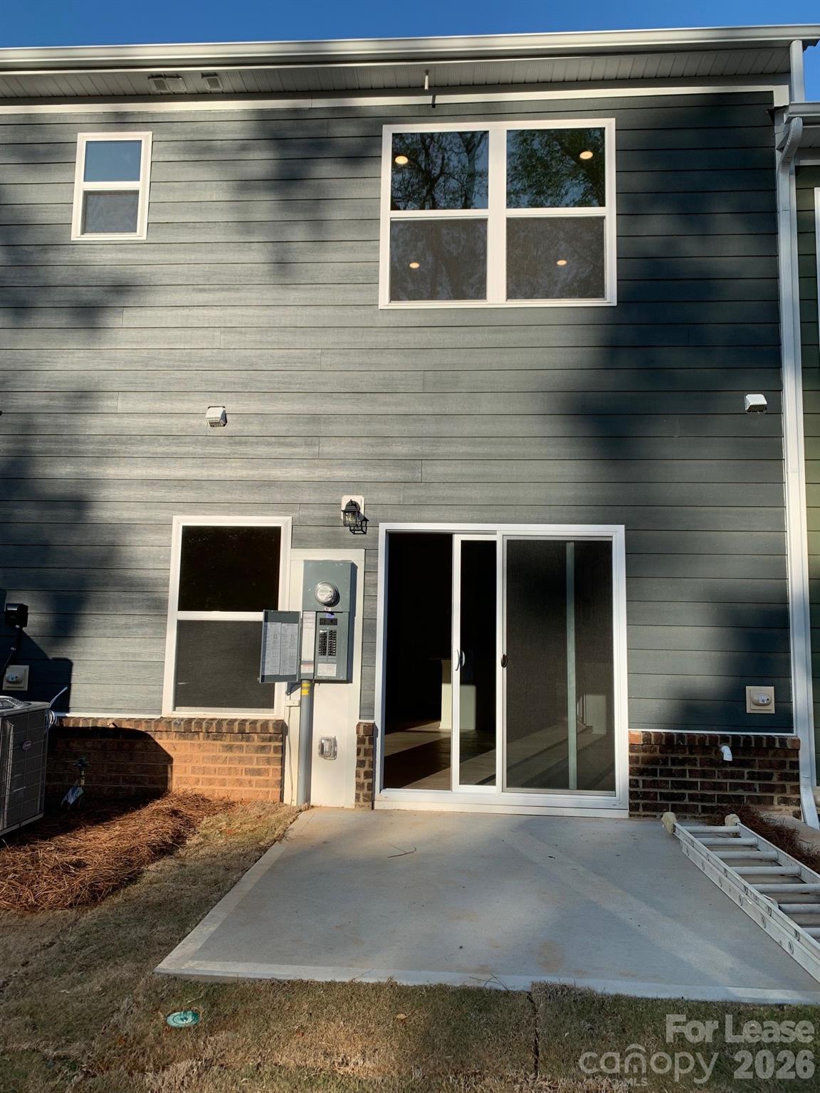 Townhouse at 110 Quinn Road, Matthews, photo 9 of 24