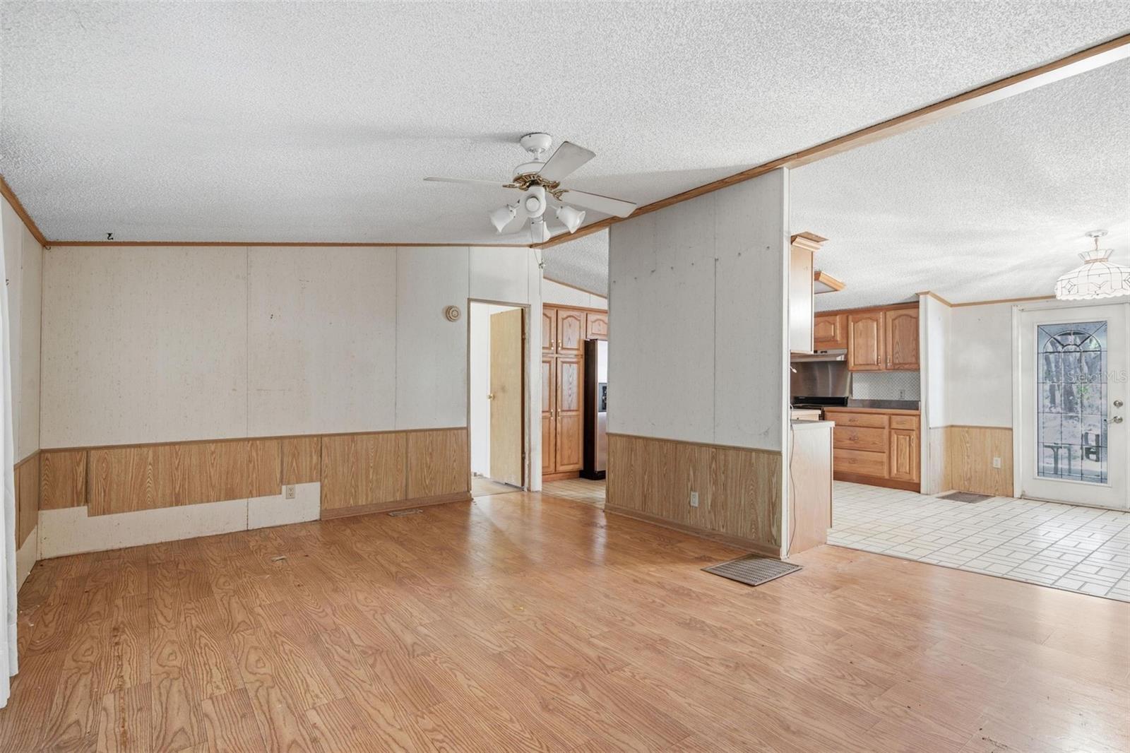 Manufactured Home at 6594 N GOLD LEAF PT, DUNNELLON, photo 2 of 61
