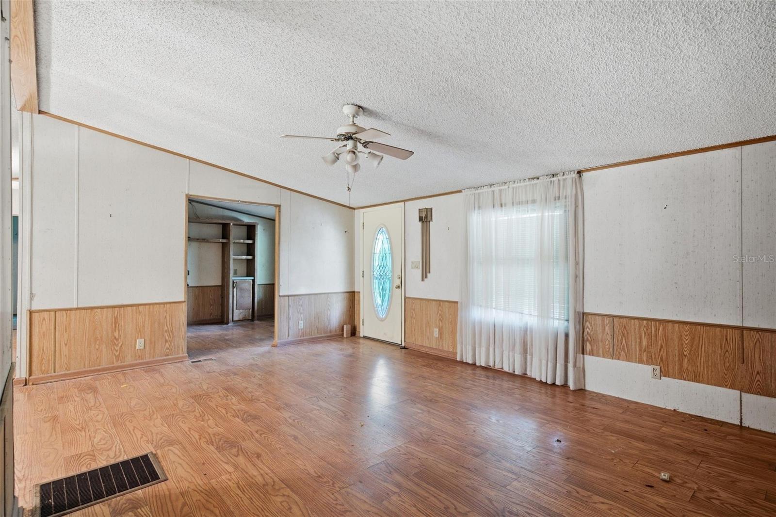 Manufactured Home at 6594 N GOLD LEAF PT, DUNNELLON, photo 4 of 61