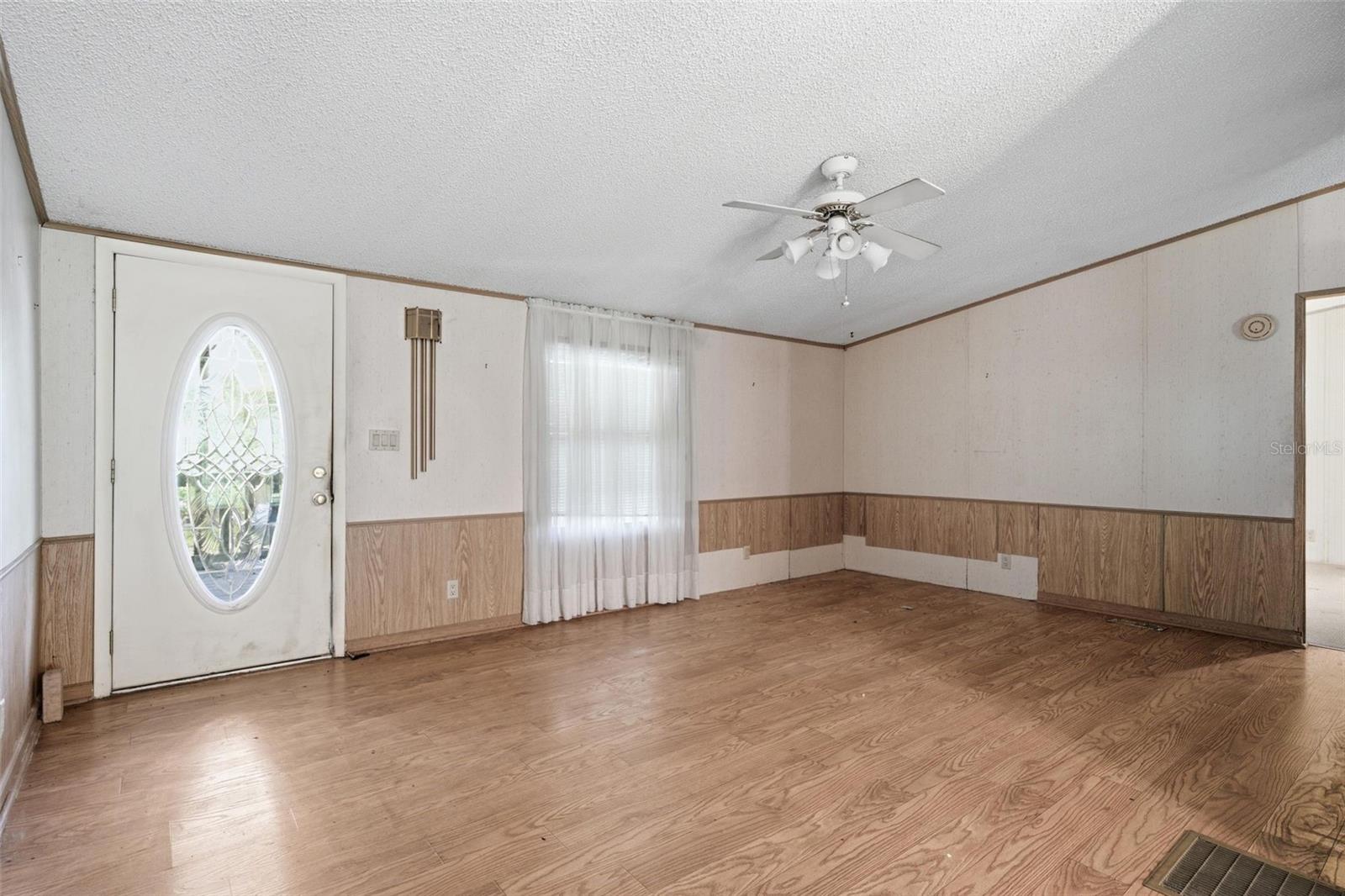 Manufactured Home at 6594 N GOLD LEAF PT, DUNNELLON, photo 5 of 61