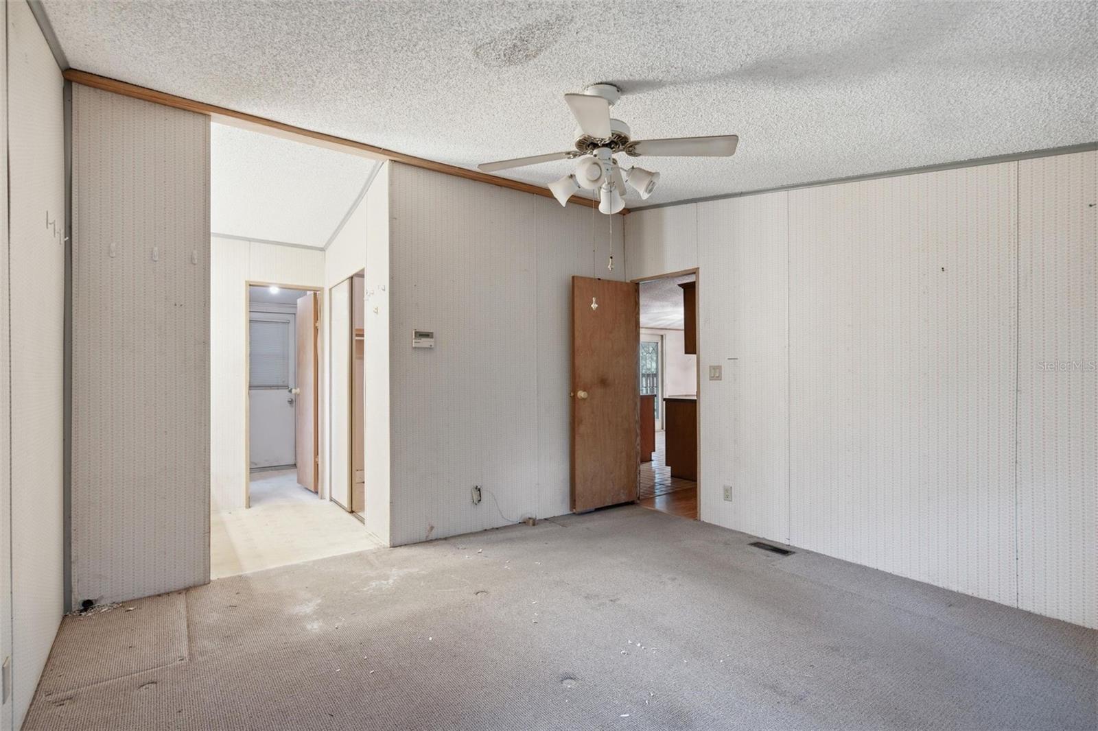 Manufactured Home at 6594 N GOLD LEAF PT, DUNNELLON, photo 15 of 61