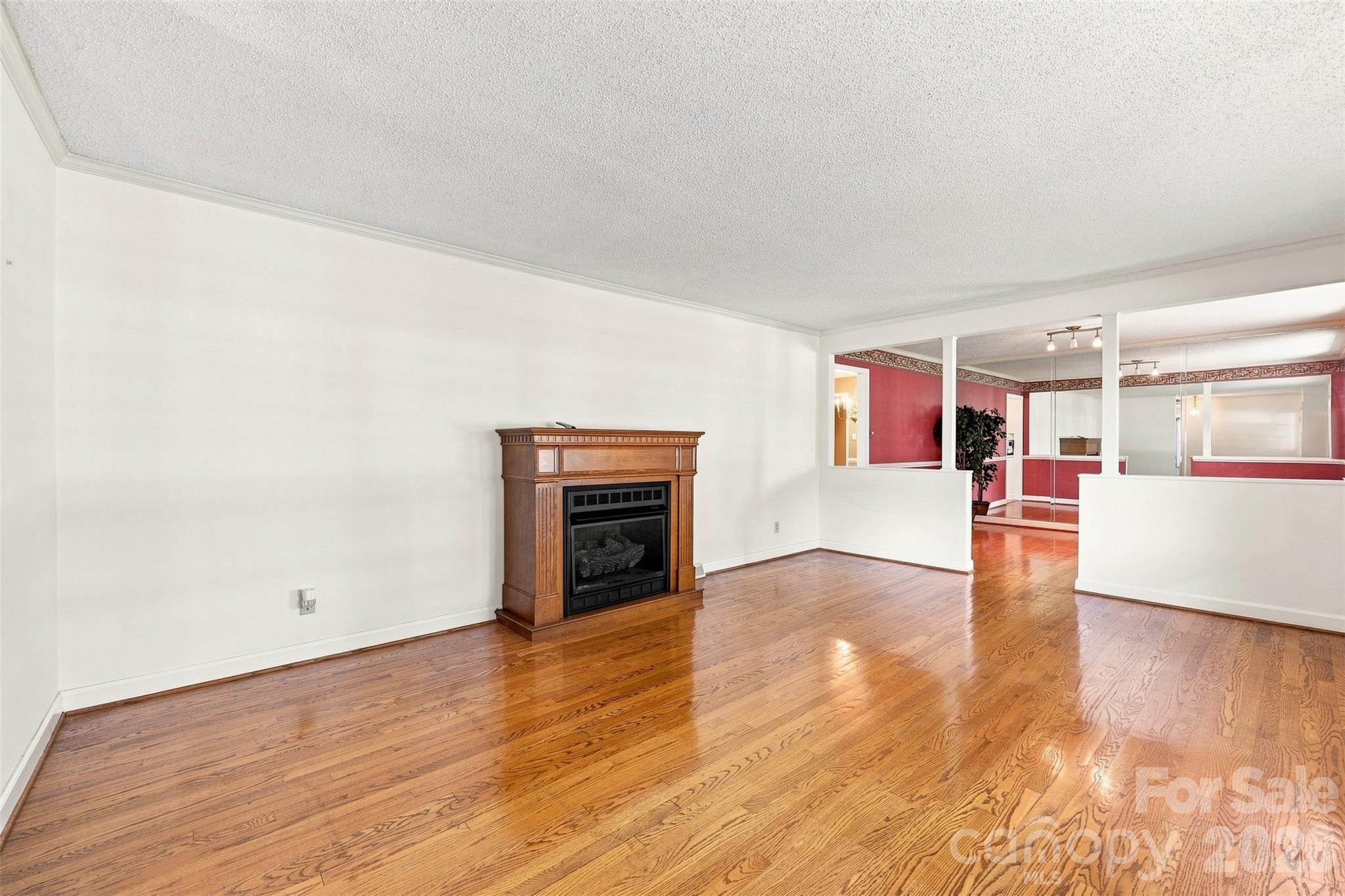Living Room - 1464 Sullivan Street, Rock Hill