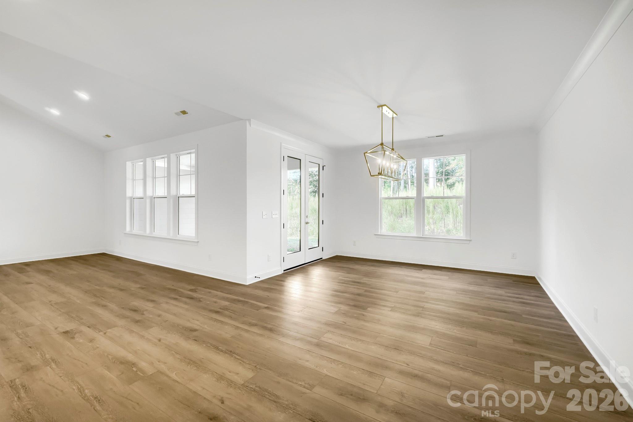 Breakfast Area - 3204 Timber Run Lane, Maiden
