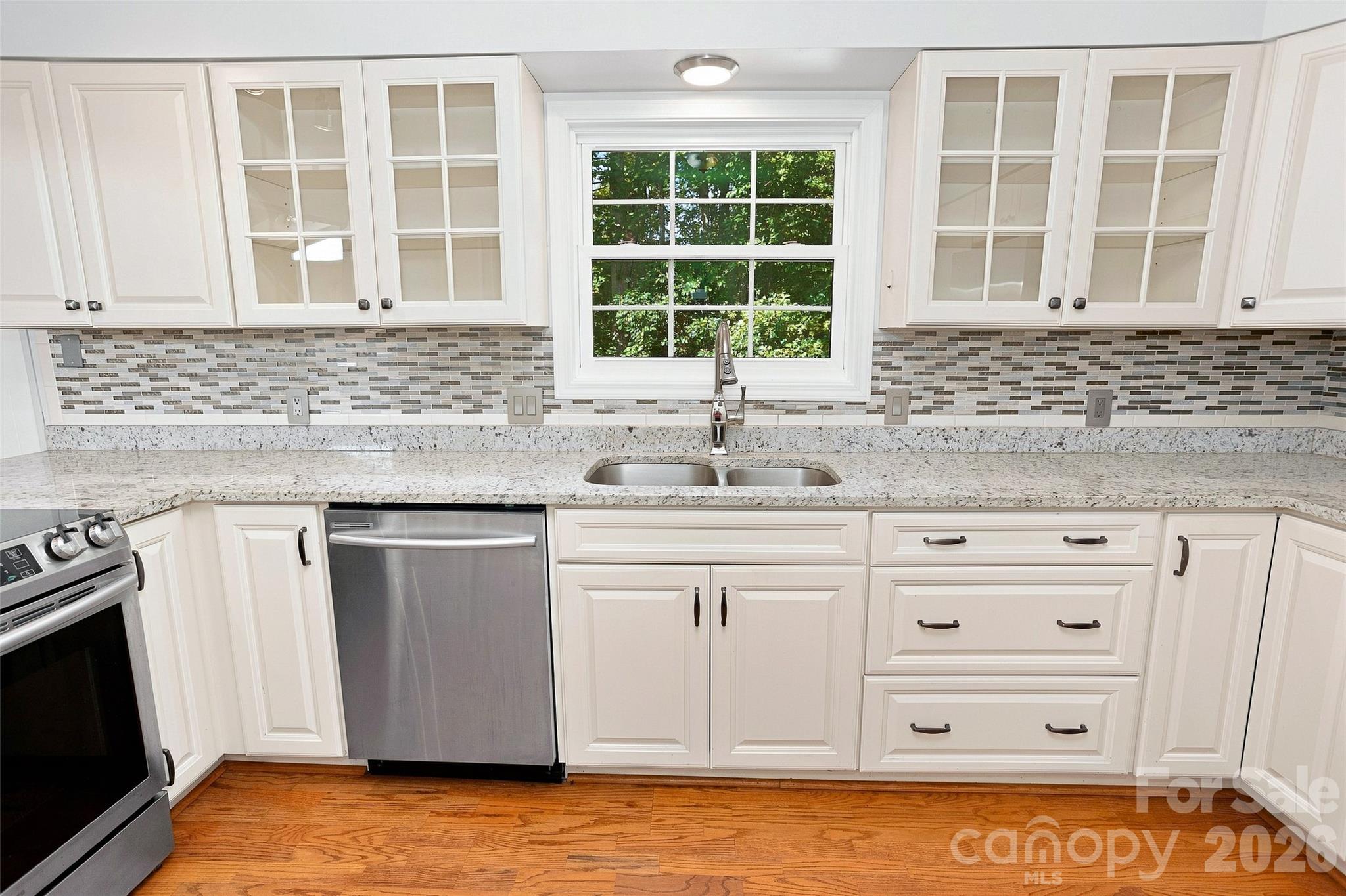 Single Family Residence at 30 Morning Glory Lane, Weaverville, photo 13 of 47