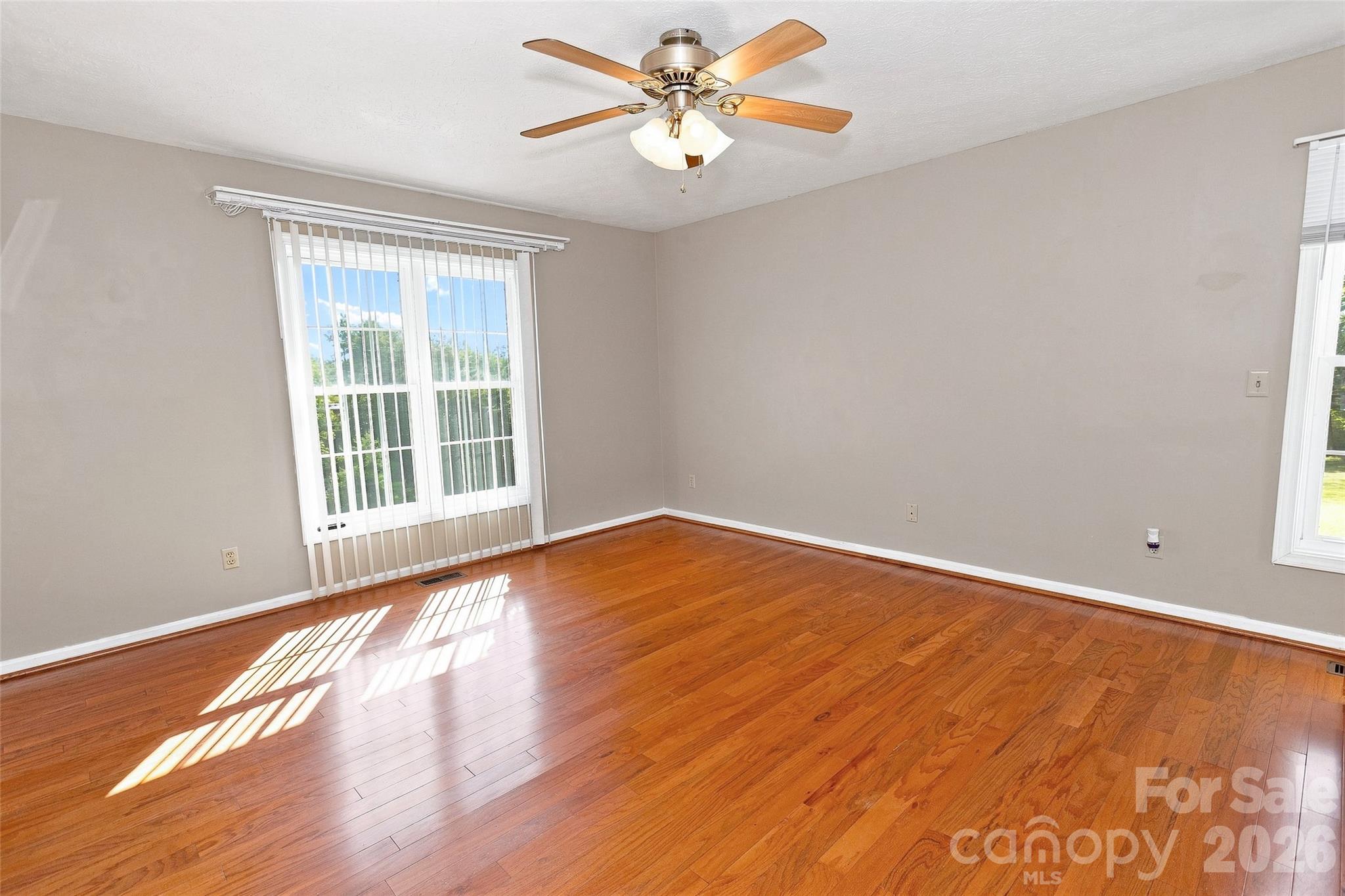 Single Family Residence at 30 Morning Glory Lane, Weaverville, photo 21 of 47