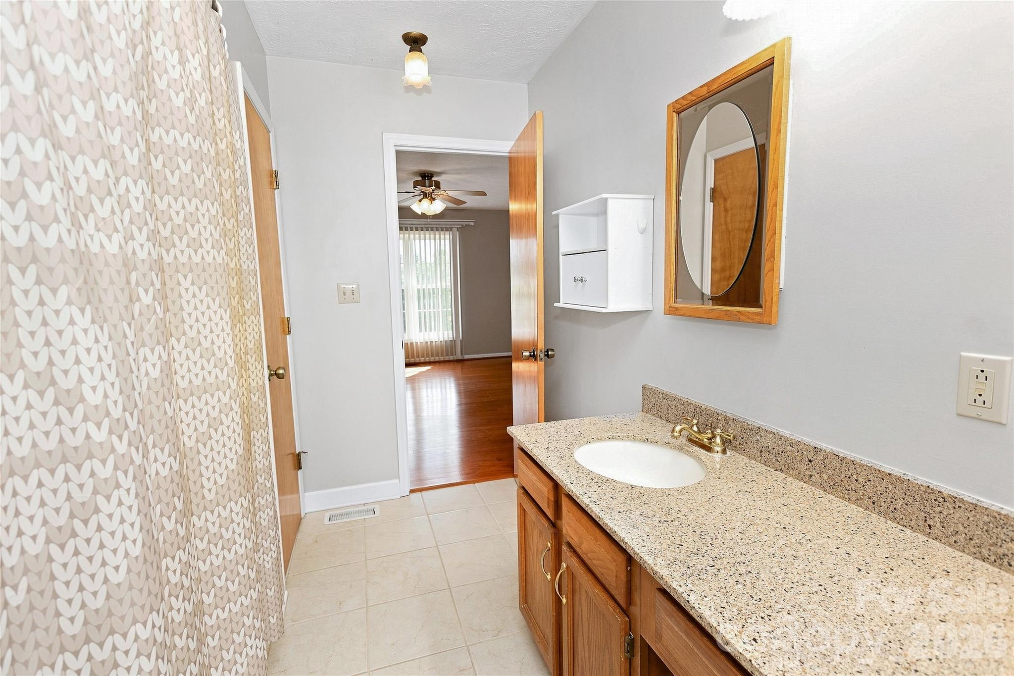 Single Family Residence at 30 Morning Glory Lane, Weaverville, photo 25 of 47