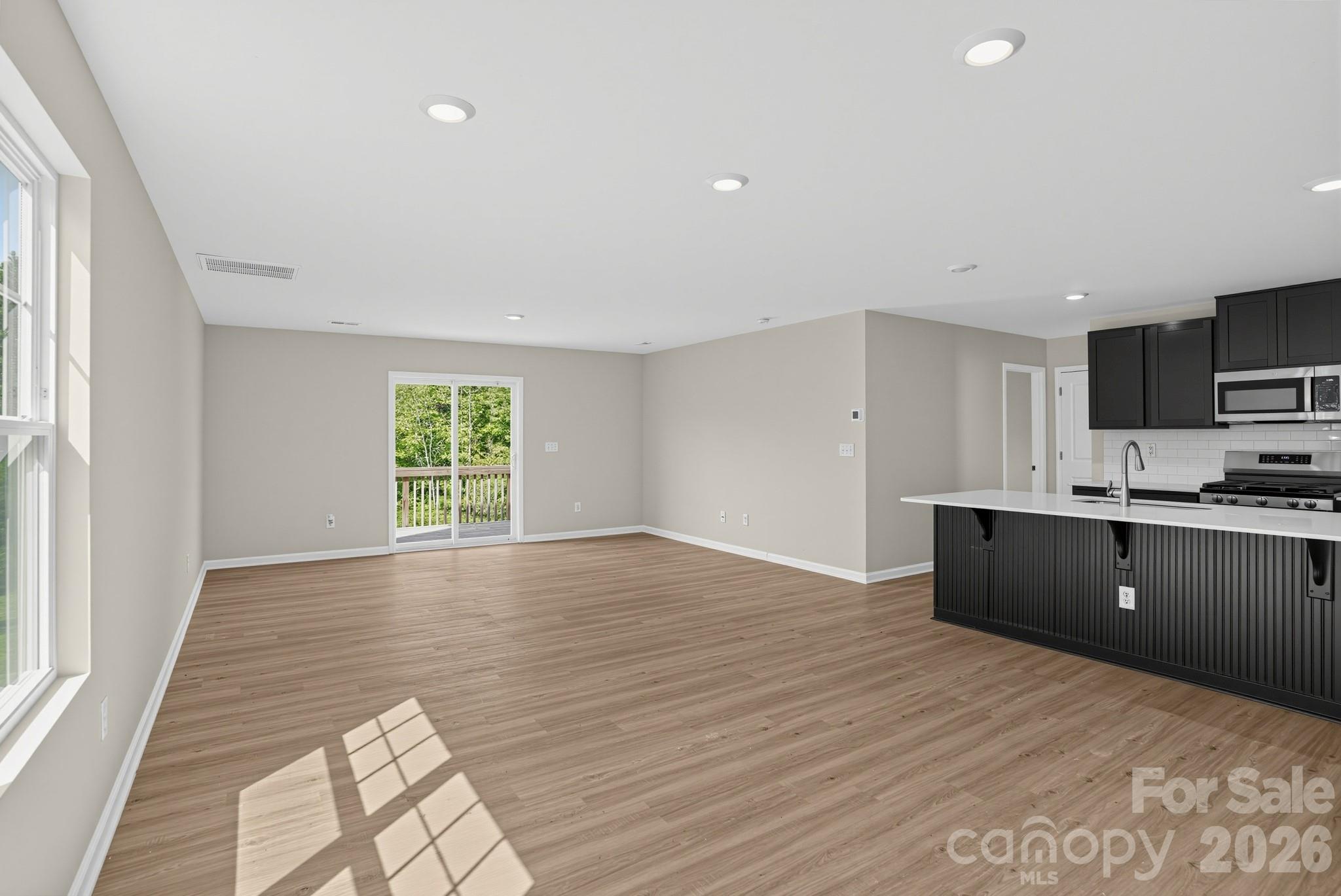 Single Family Residence at 3152 Treyson Drive, Denver, photo 6 of 21