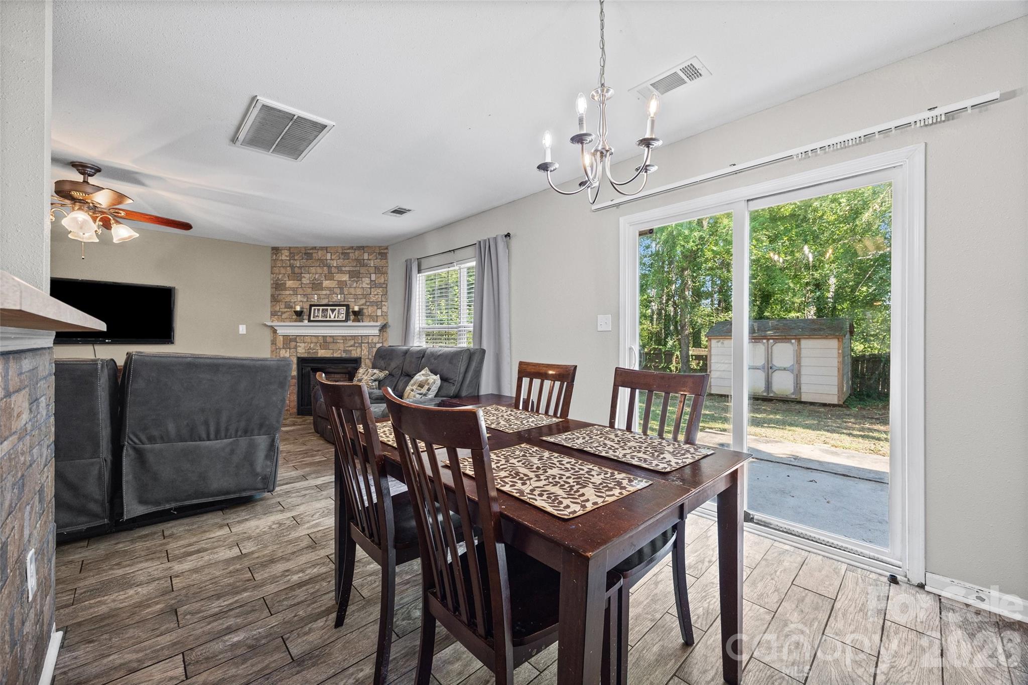 Single Family Residence at 841 Brunswick Drive, Rock Hill, photo 14 of 41