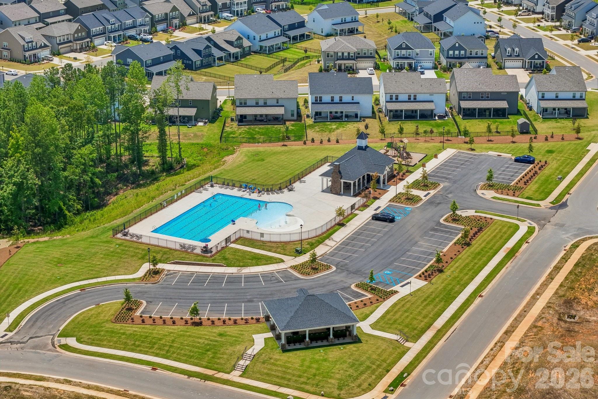 Community Amenities - 1284 Aft Lane, York