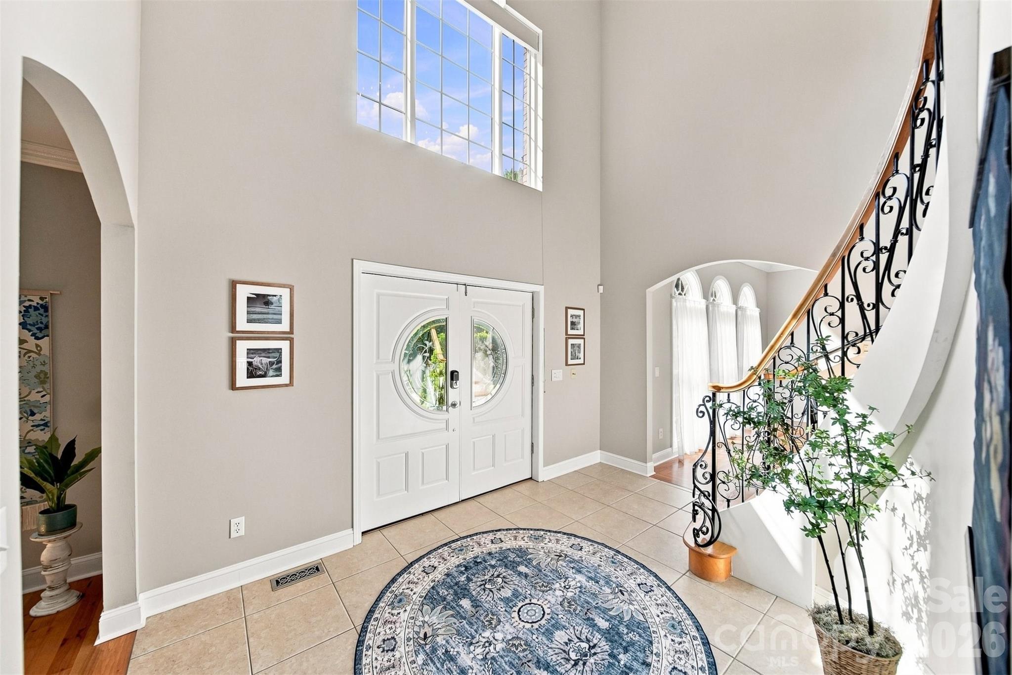 Single Family Residence at 381 Lake Forest Drive, Taylorsville, photo 6 of 47