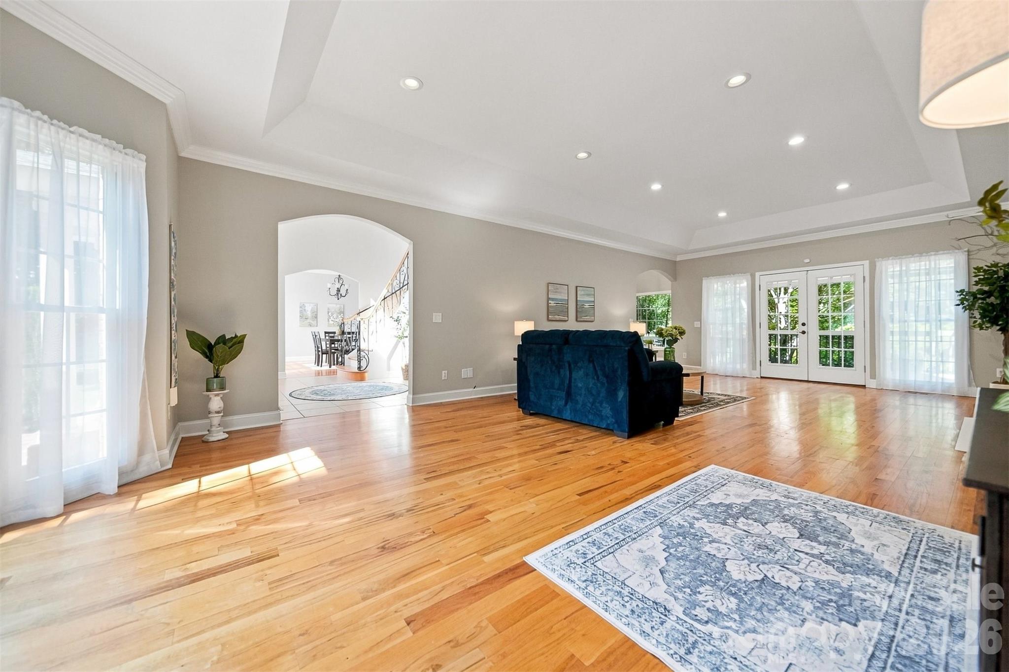 Single Family Residence at 381 Lake Forest Drive, Taylorsville, photo 11 of 47