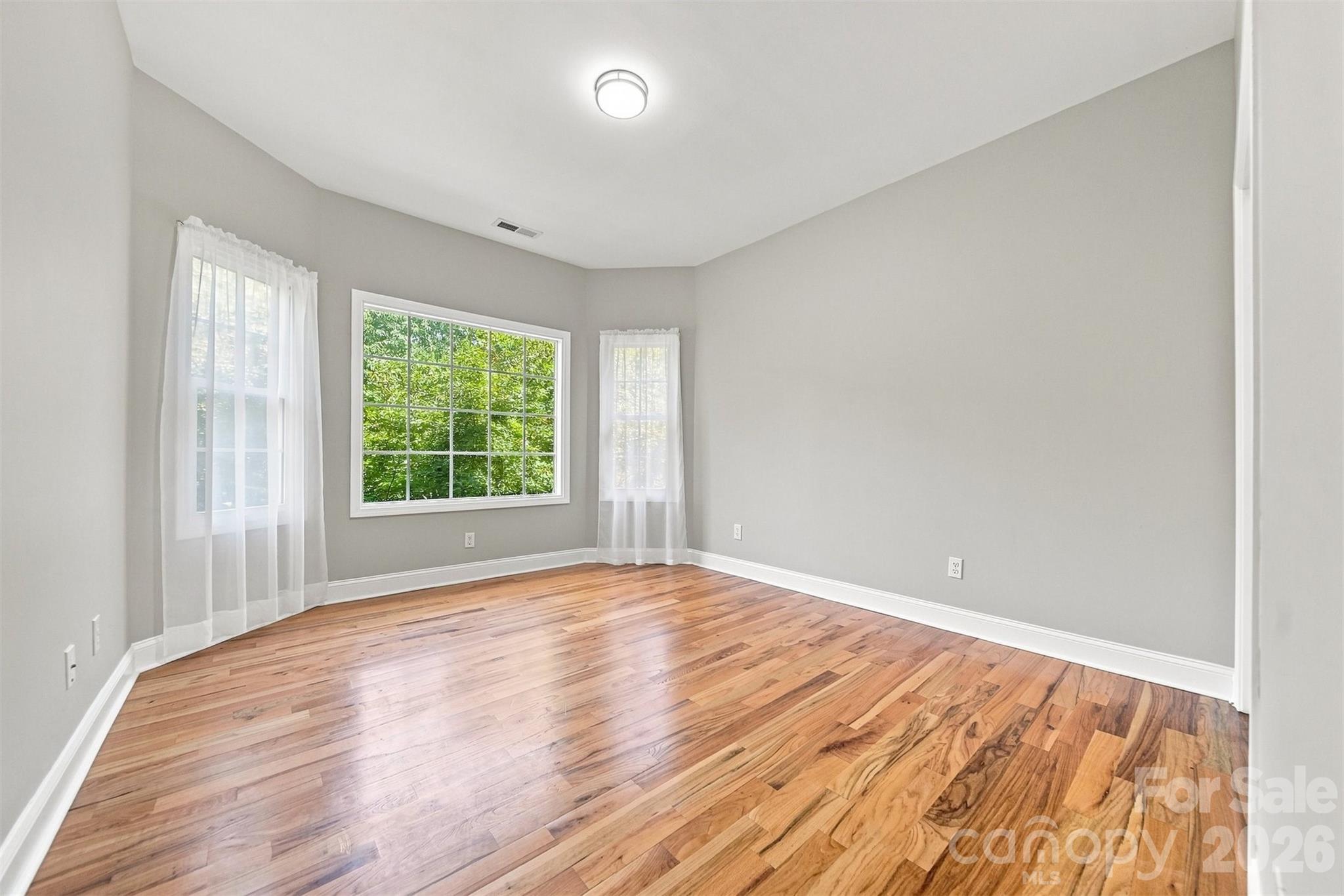 Single Family Residence at 381 Lake Forest Drive, Taylorsville, photo 29 of 47