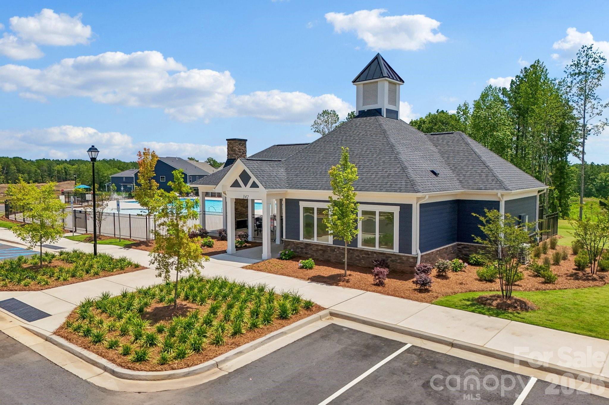 Community Cabana - 1284 Aft Lane, York