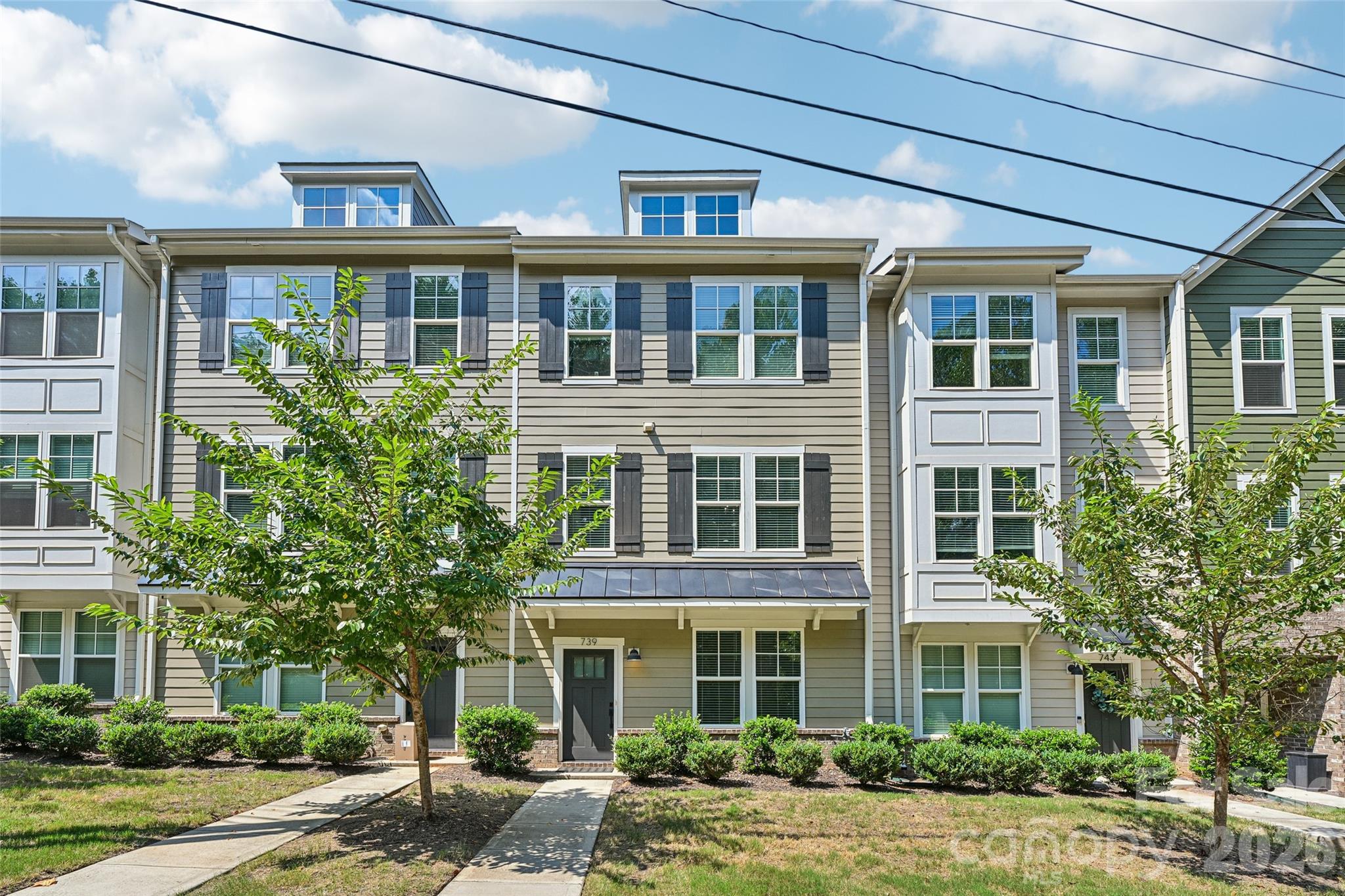 Townhouse at 739 Beaty Street, Davidson, photo 2 of 42