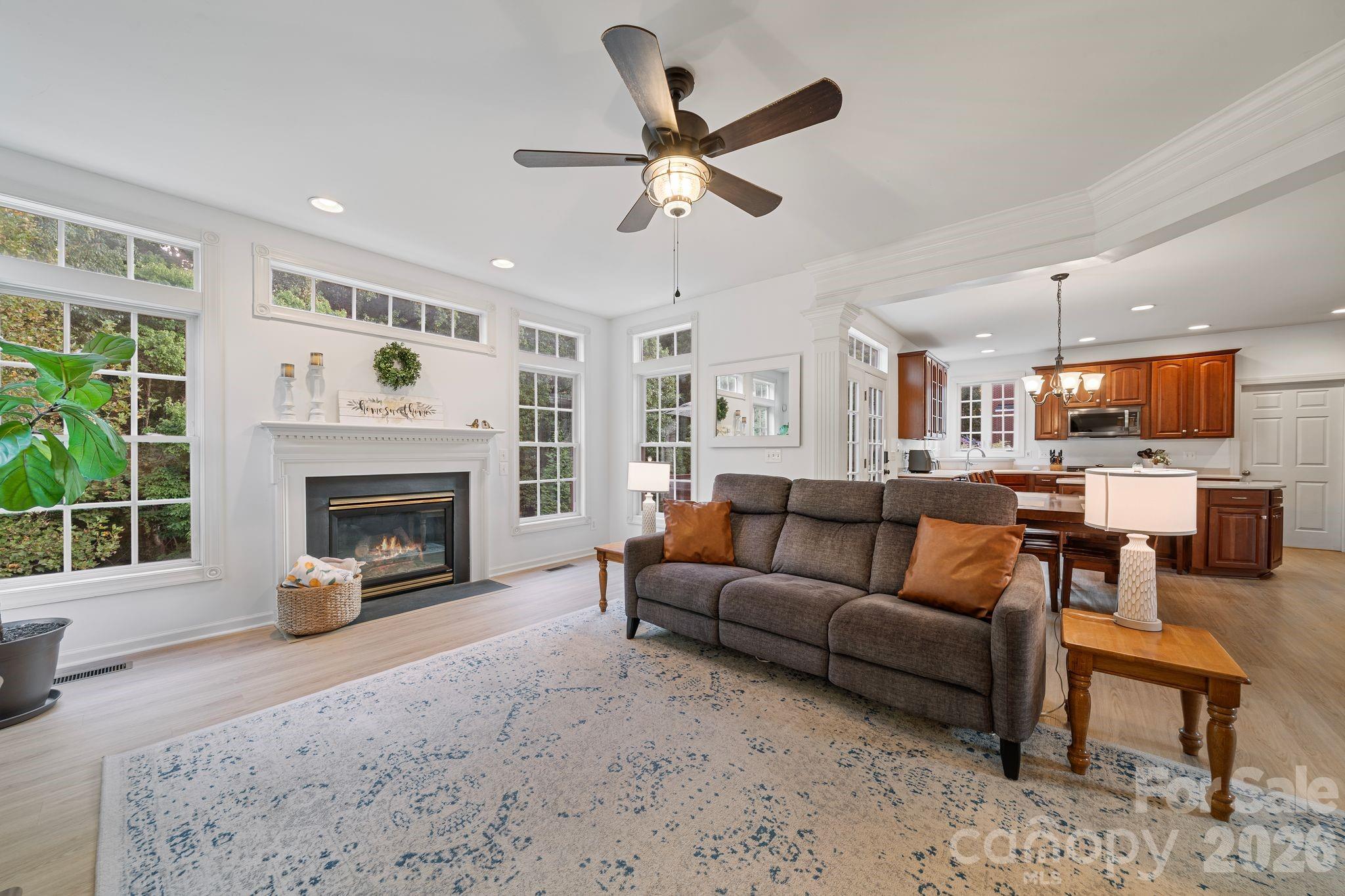 Single Family Residence at 152 Melbourne Drive, Fort Mill, photo 12 of 42