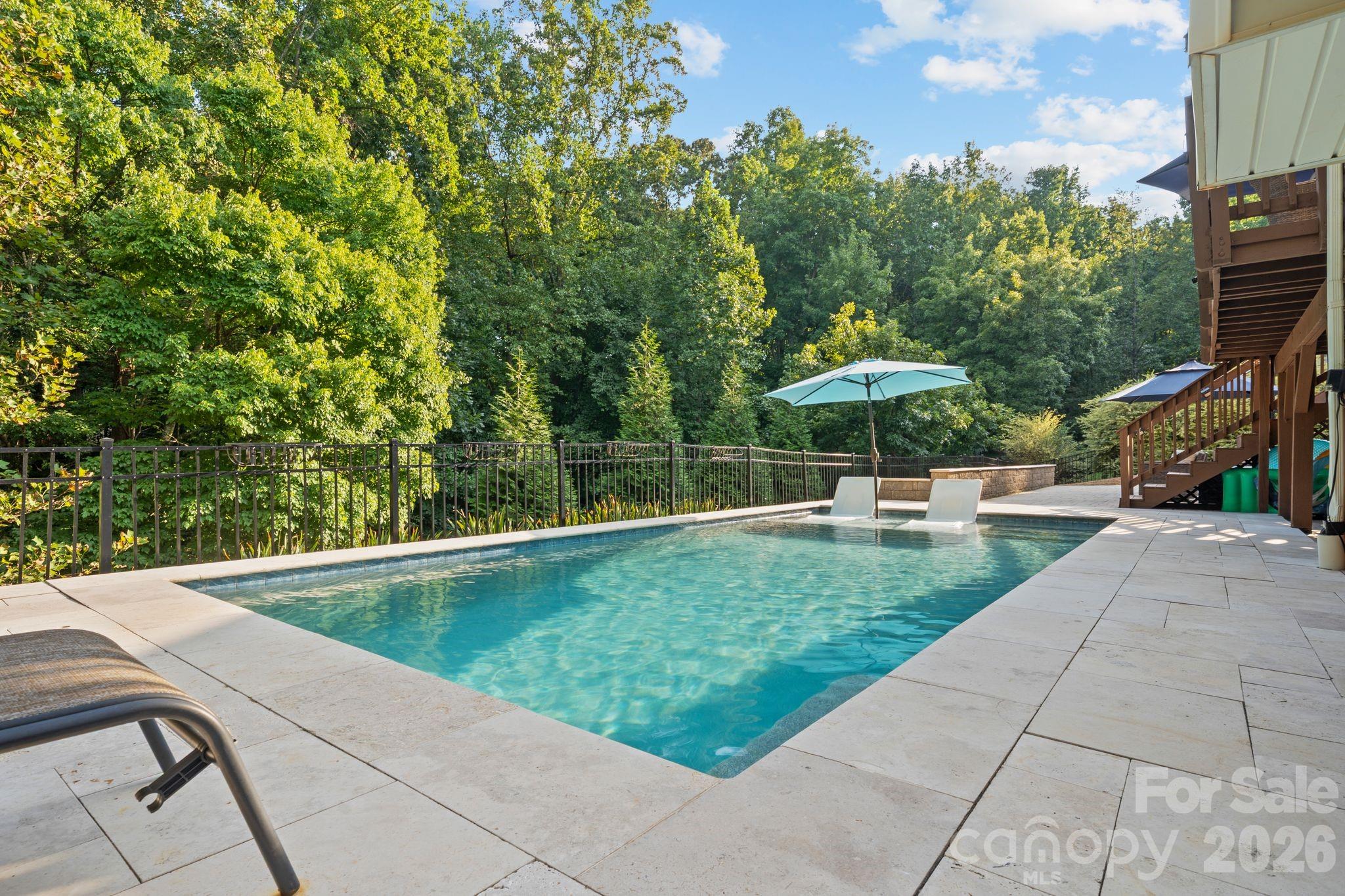 Single Family Residence at 152 Melbourne Drive, Fort Mill, photo 39 of 42