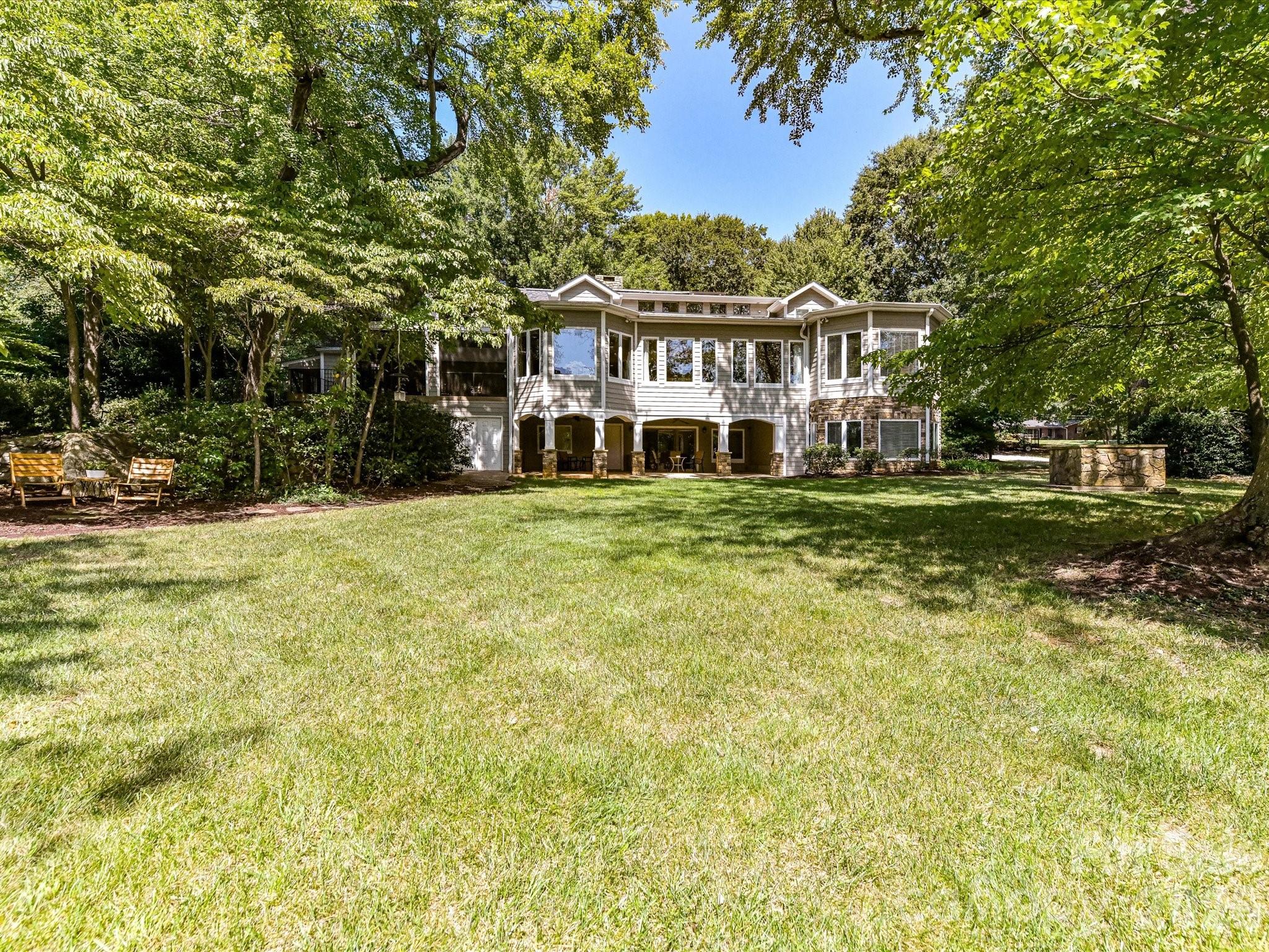 Single Family Residence at 16211 Terry Lane, Huntersville, photo 38 of 41