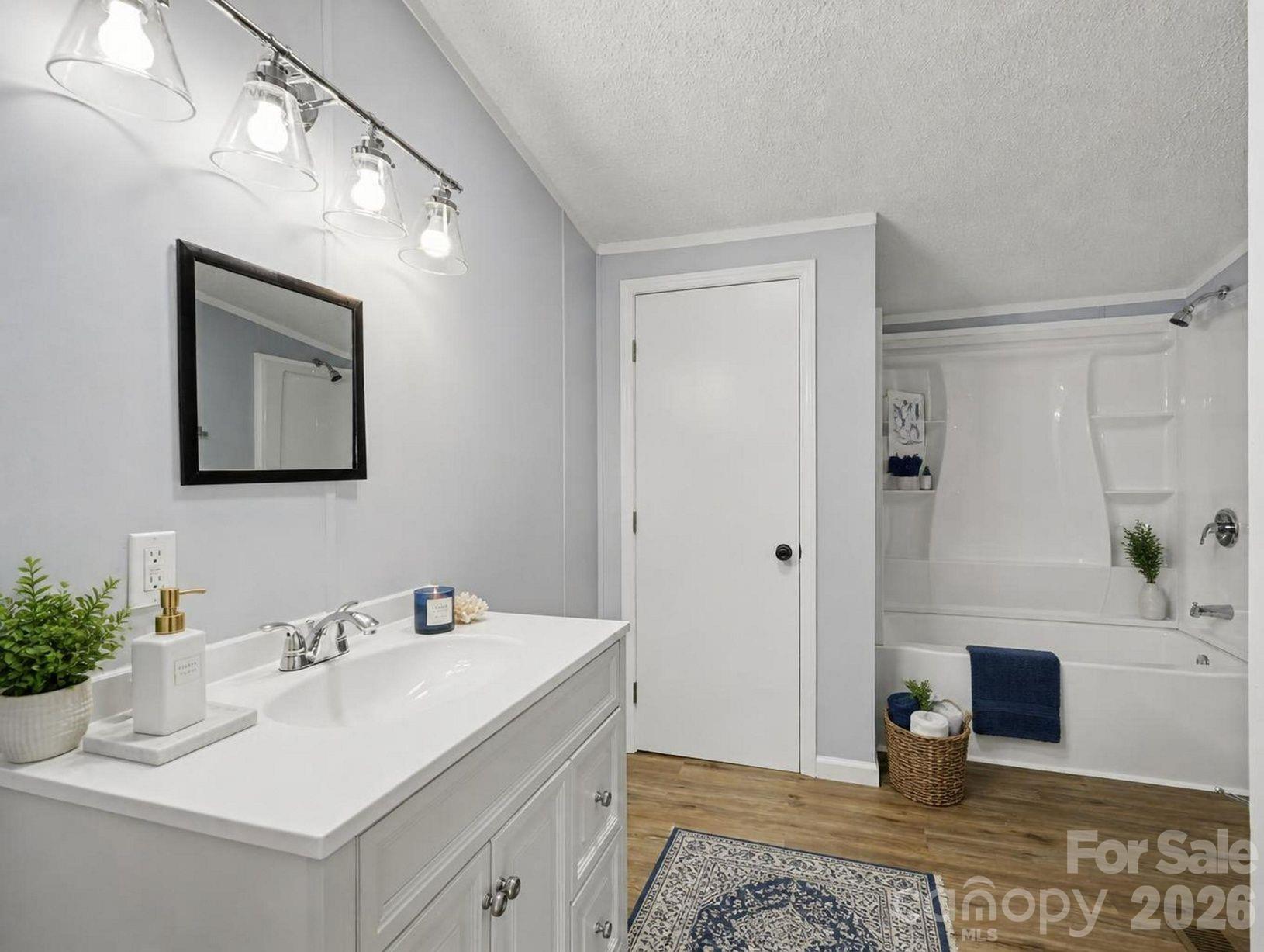 Bathroom - 141 Patricia Street, Lancaster