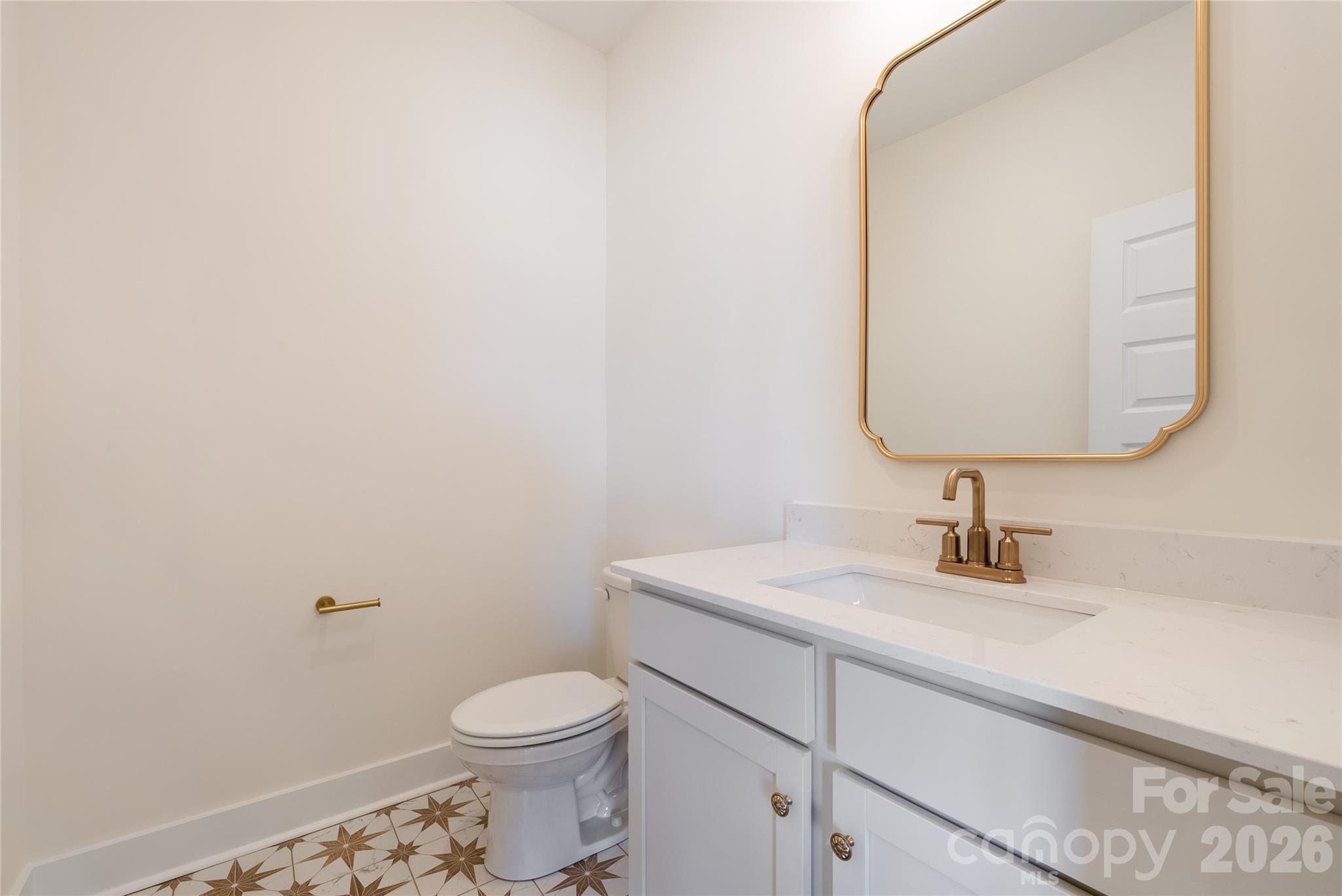 Powder Bath - 1925 Snyders store Road, Wingate