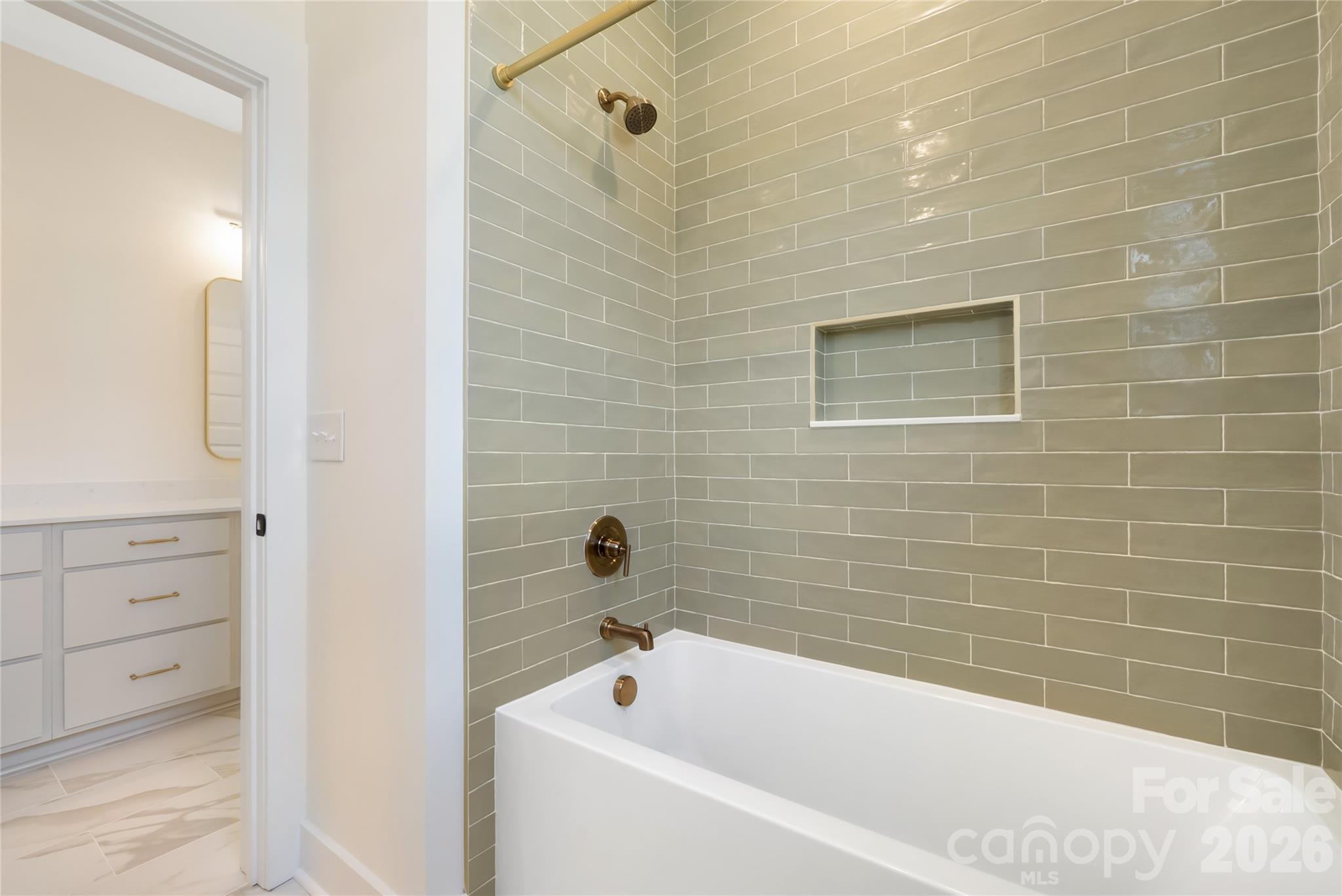 Jack & Jill Bath - 1925 Snyders store Road, Wingate