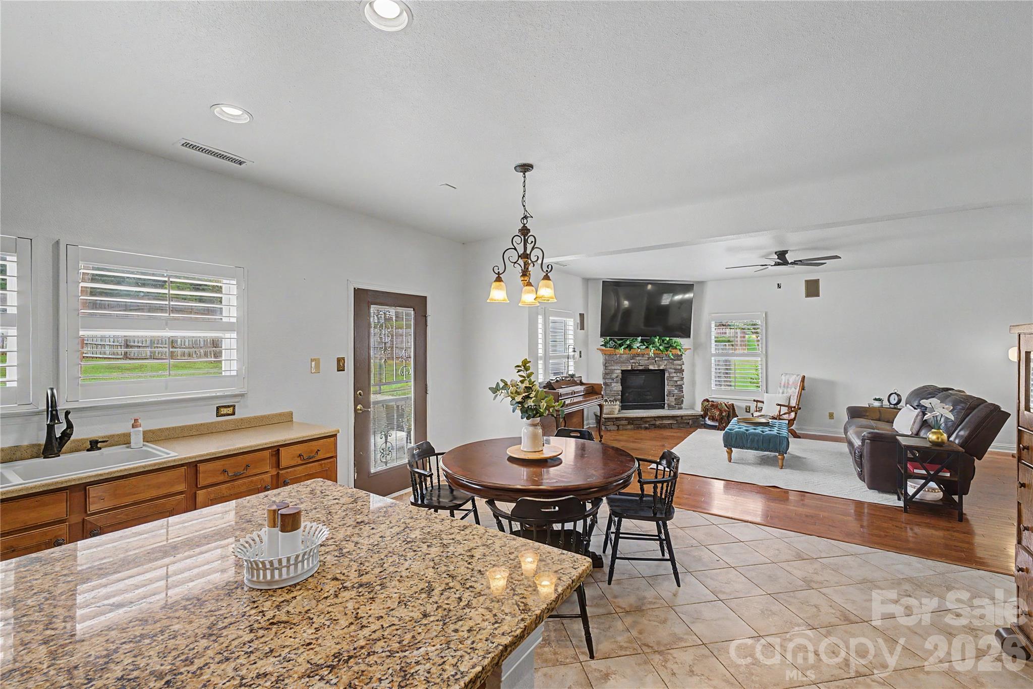 Single Family Residence at 329 Farm Springs Drive, Mount Holly, photo 13 of 28