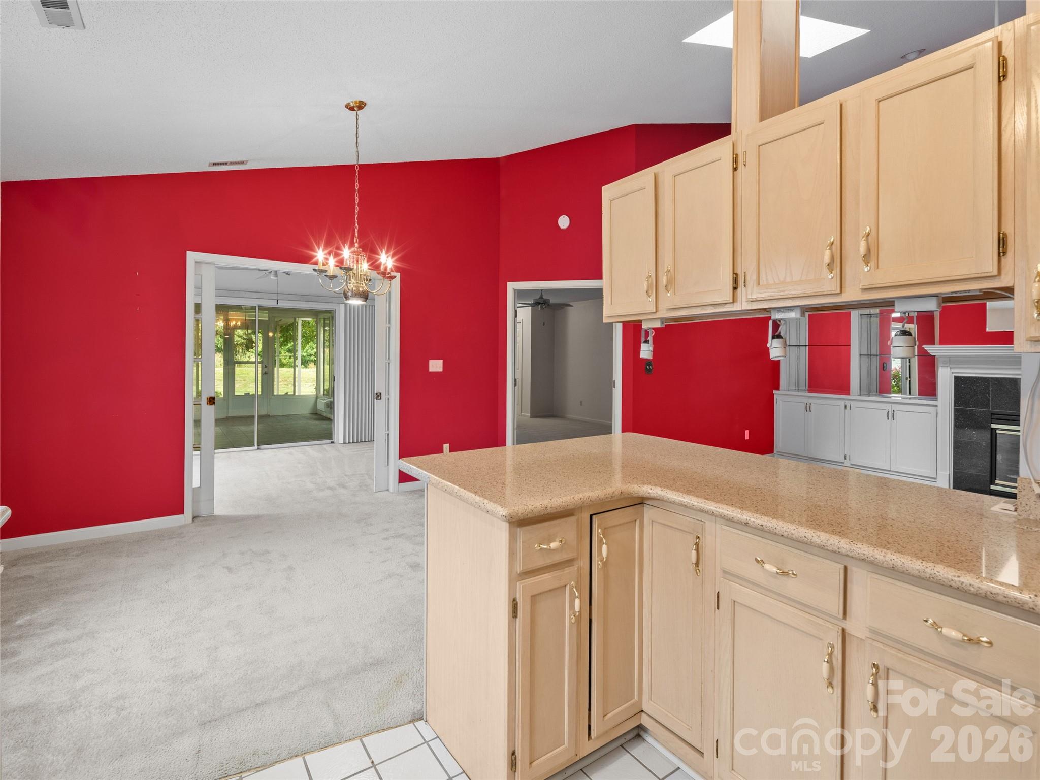 Townhouse at 21 Heather Way, Candler, photo 16 of 30