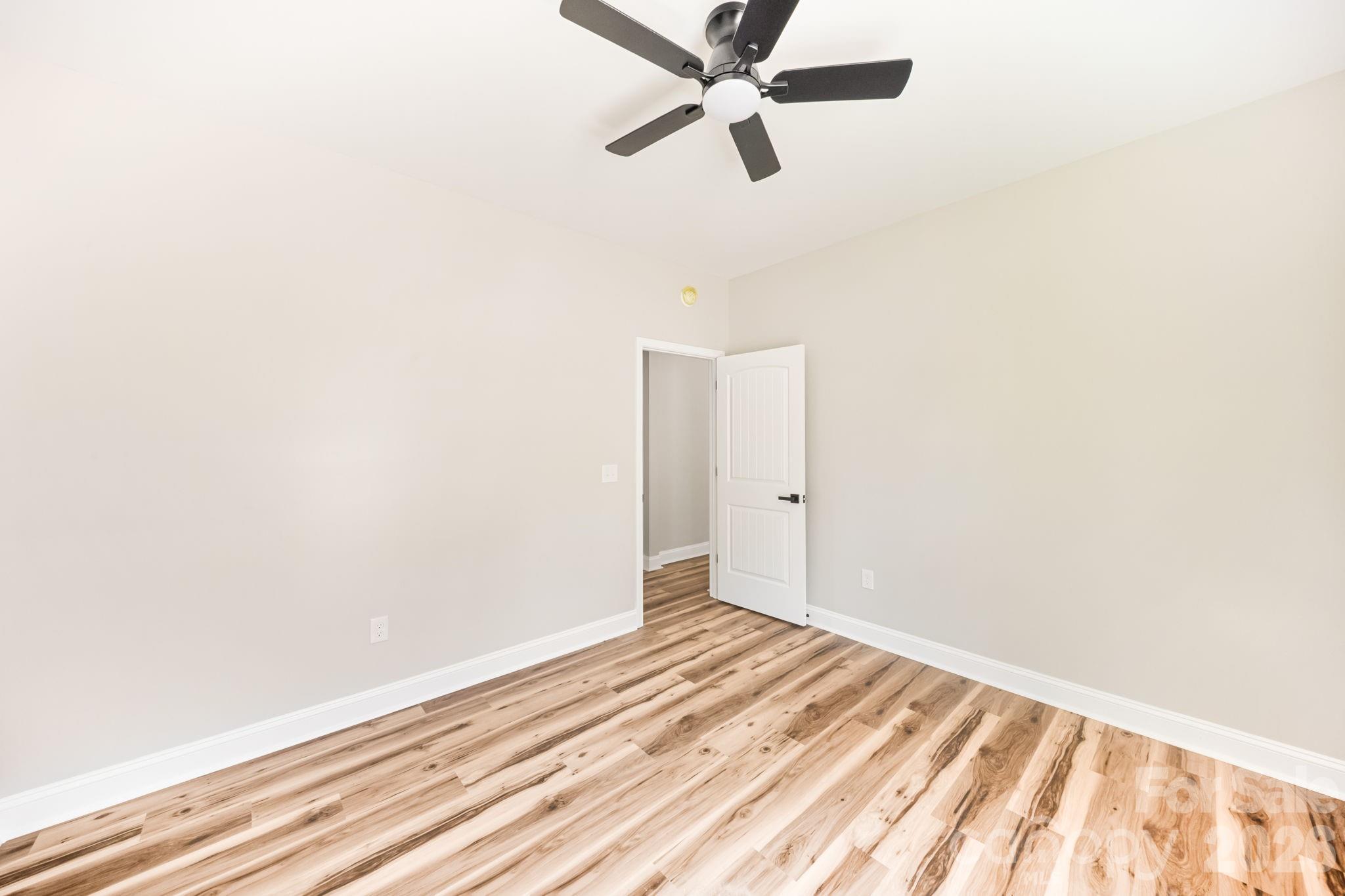Single Family Residence at 140 Ridgeline Drive, Salisbury, photo 27 of 45