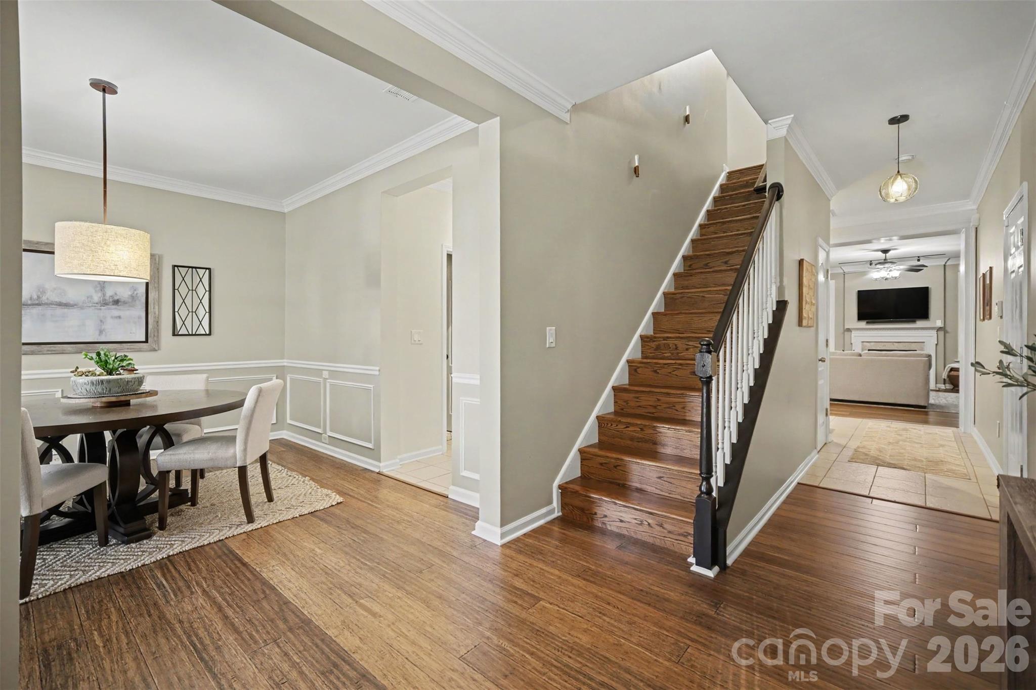 Single Family Residence at 15011 Bridle Trace Lane, Pineville, photo 8 of 41