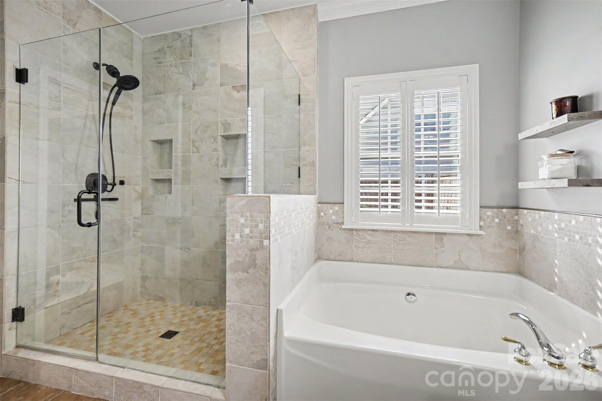 Single Family Residence at 15011 Bridle Trace Lane, Pineville, photo 18 of 41