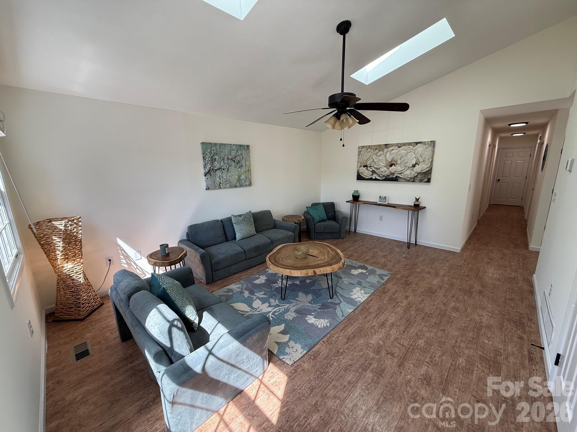 Single Family Residence at 153 Locust Court, Arden, photo 10 of 26