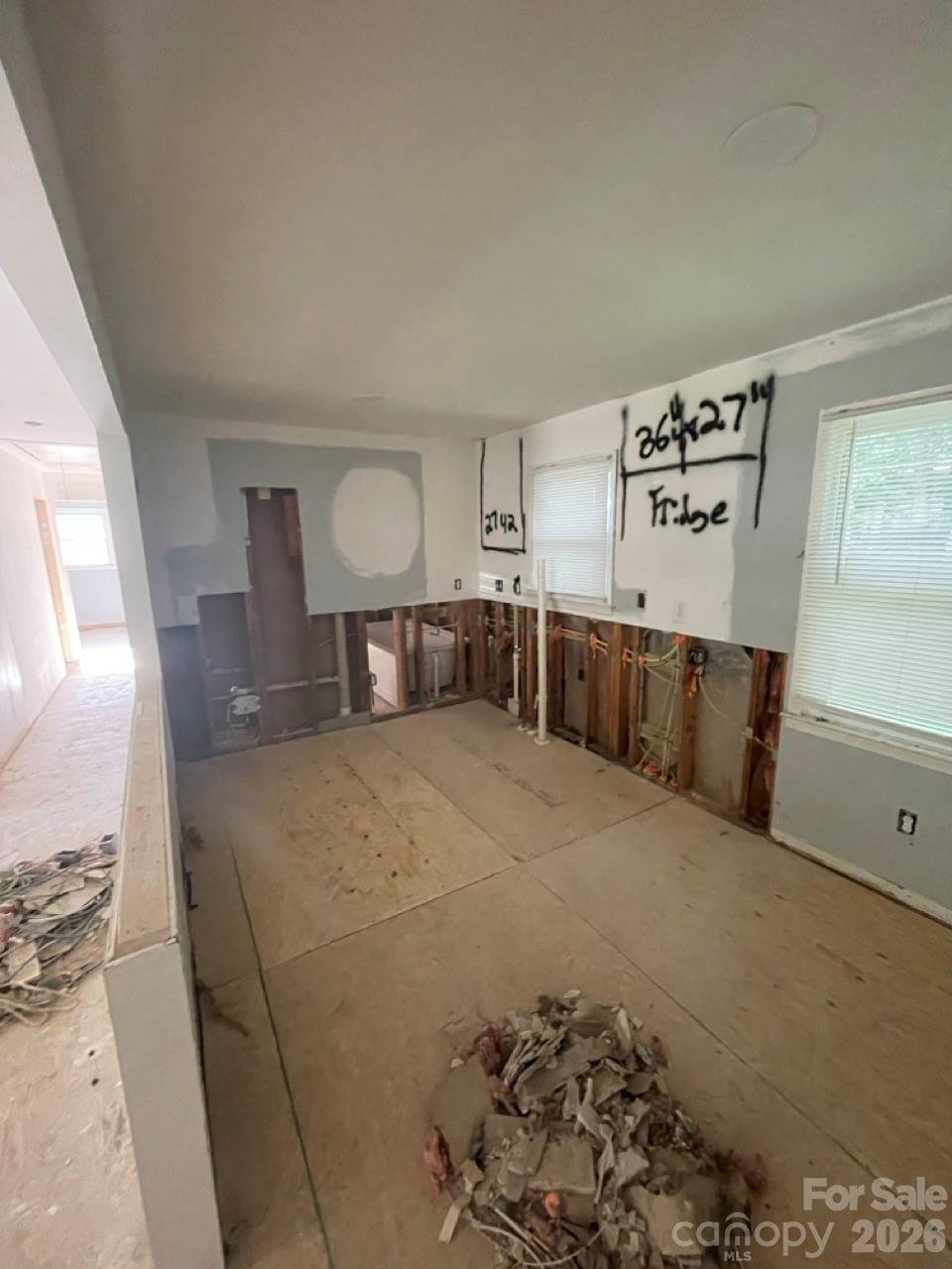 Single Family Residence at 133 Hickory Lane, York, photo 8 of 18