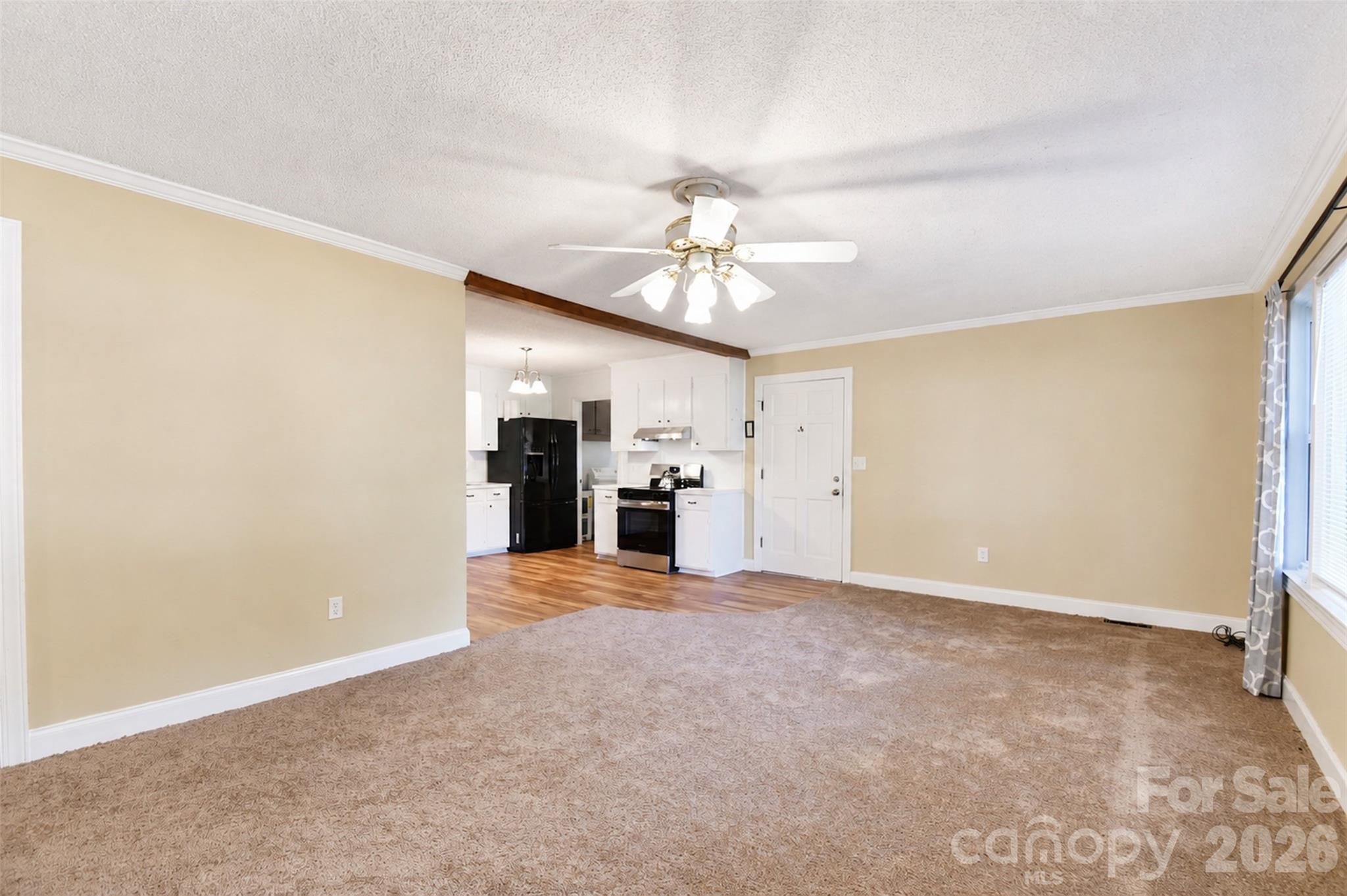 Living Rm - 2281 Munsen Road, Concord