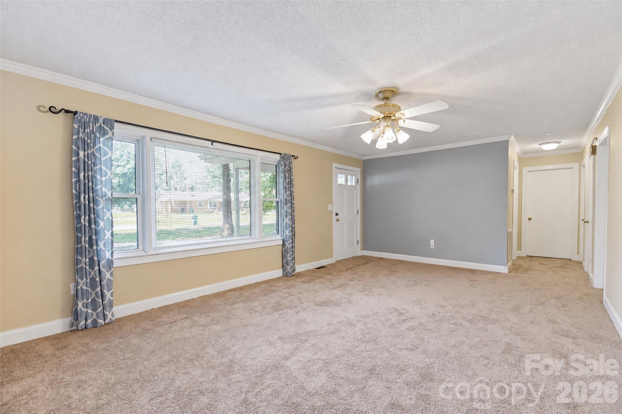Living Rm - 2281 Munsen Road, Concord