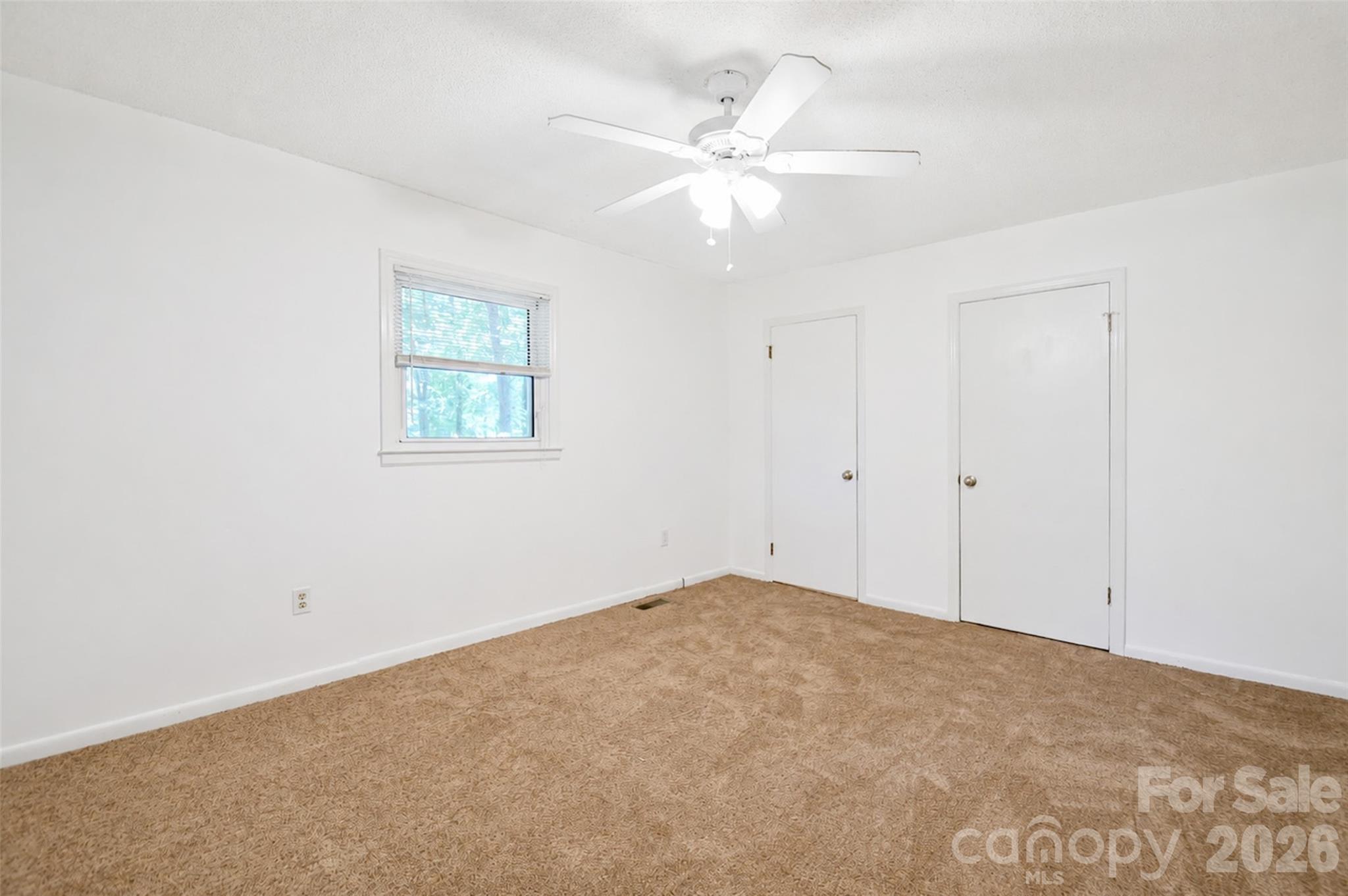 Primary w-1/2 bath - 2281 Munsen Road, Concord