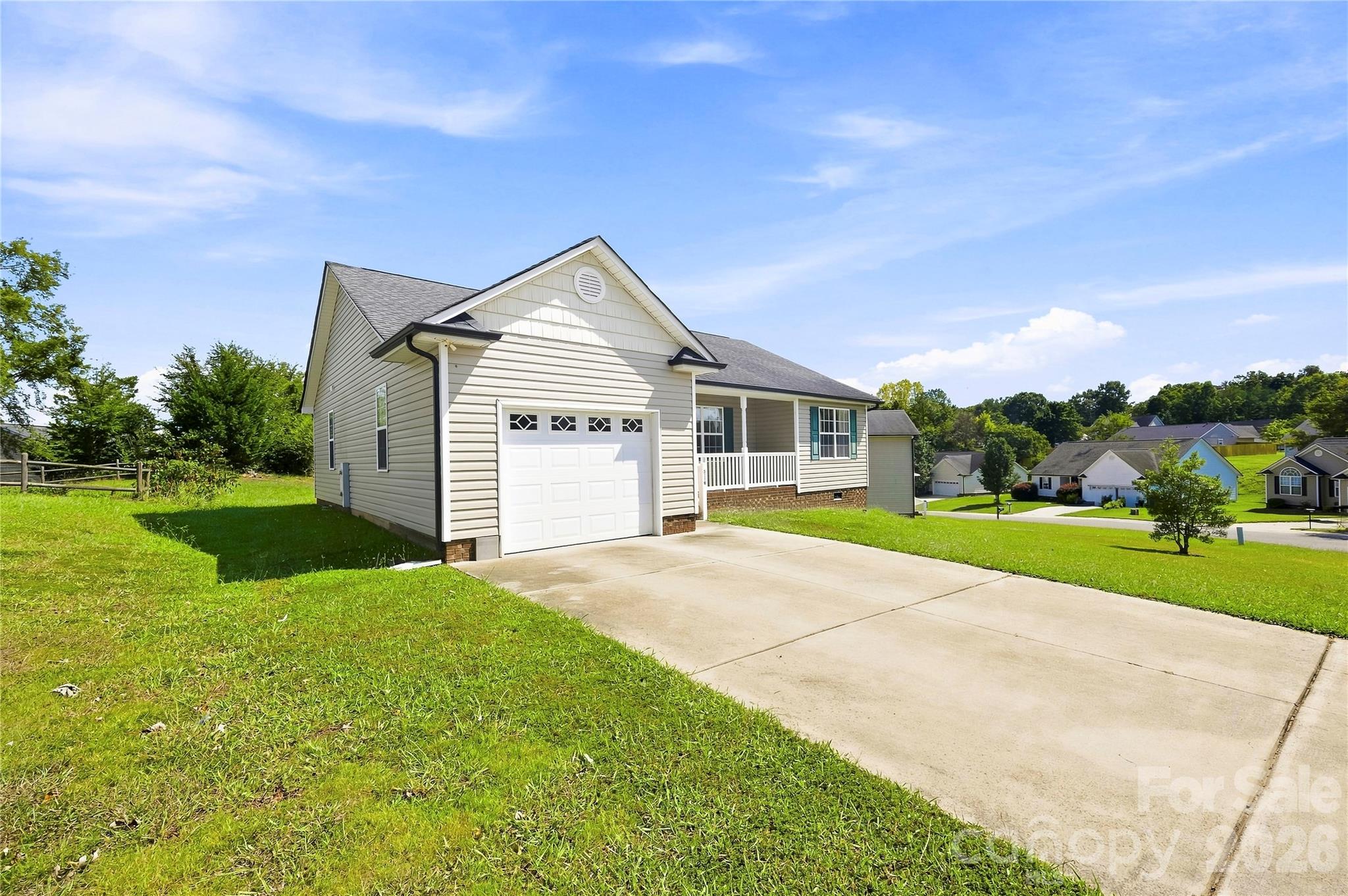 Single Family Residence at 5119 Hildreth Court, Concord, photo 2 of 23