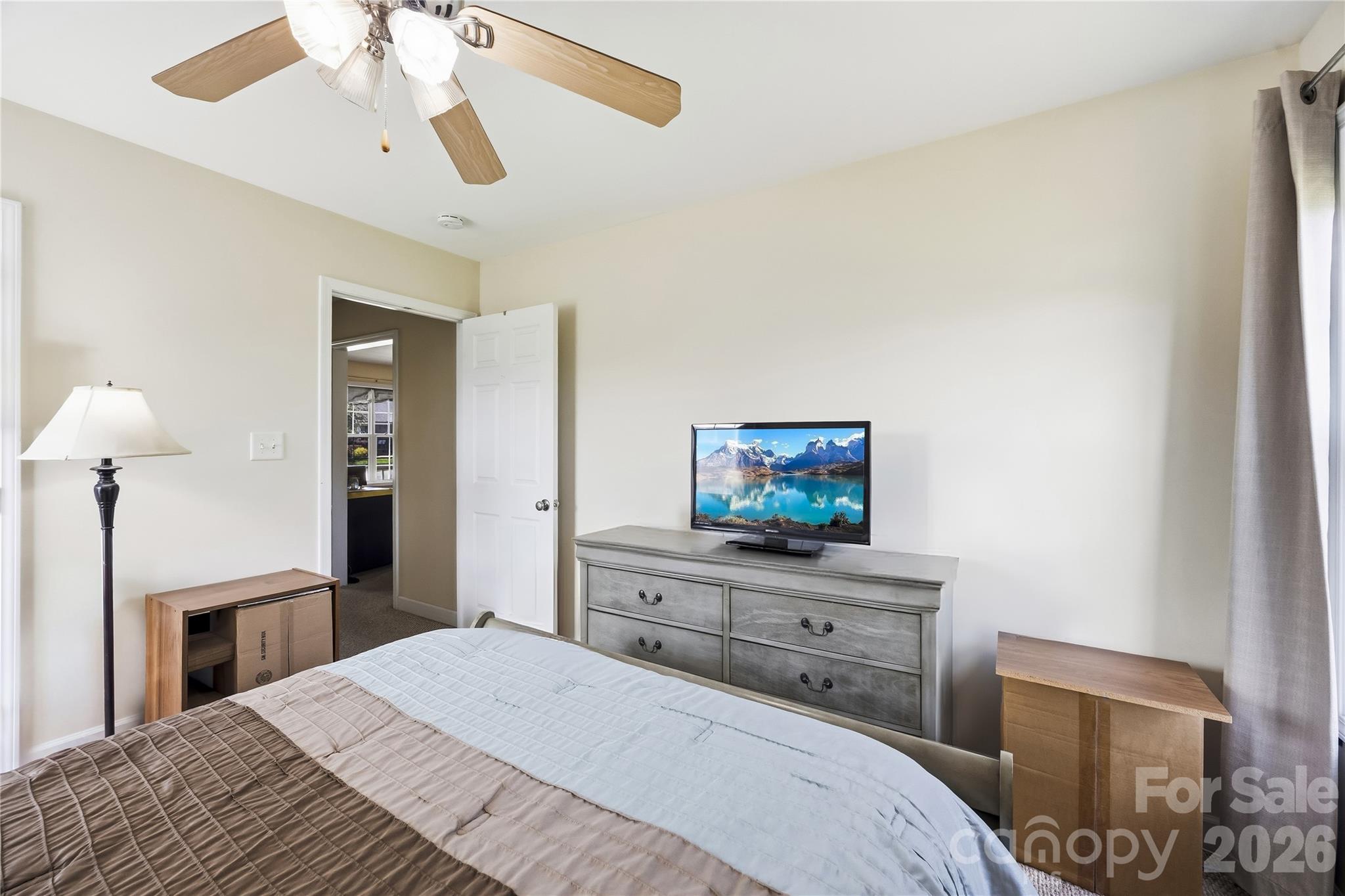Single Family Residence at 5119 Hildreth Court, Concord, photo 18 of 23