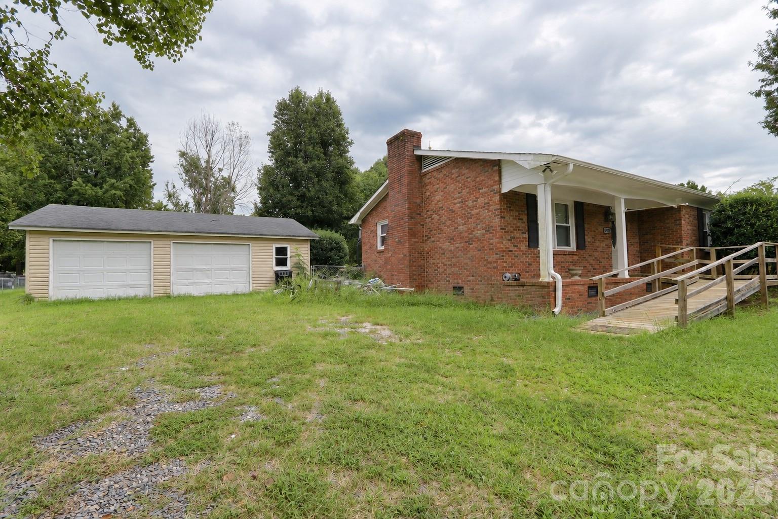 Single Family Residence at 9289 Fisher Road, Rockwell, photo 3 of 22