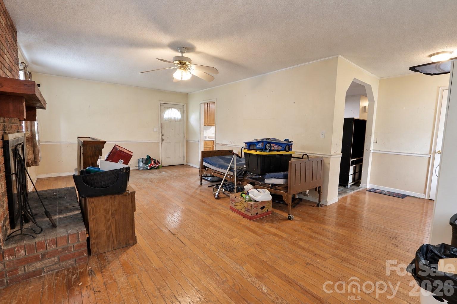 Single Family Residence at 9289 Fisher Road, Rockwell, photo 12 of 22