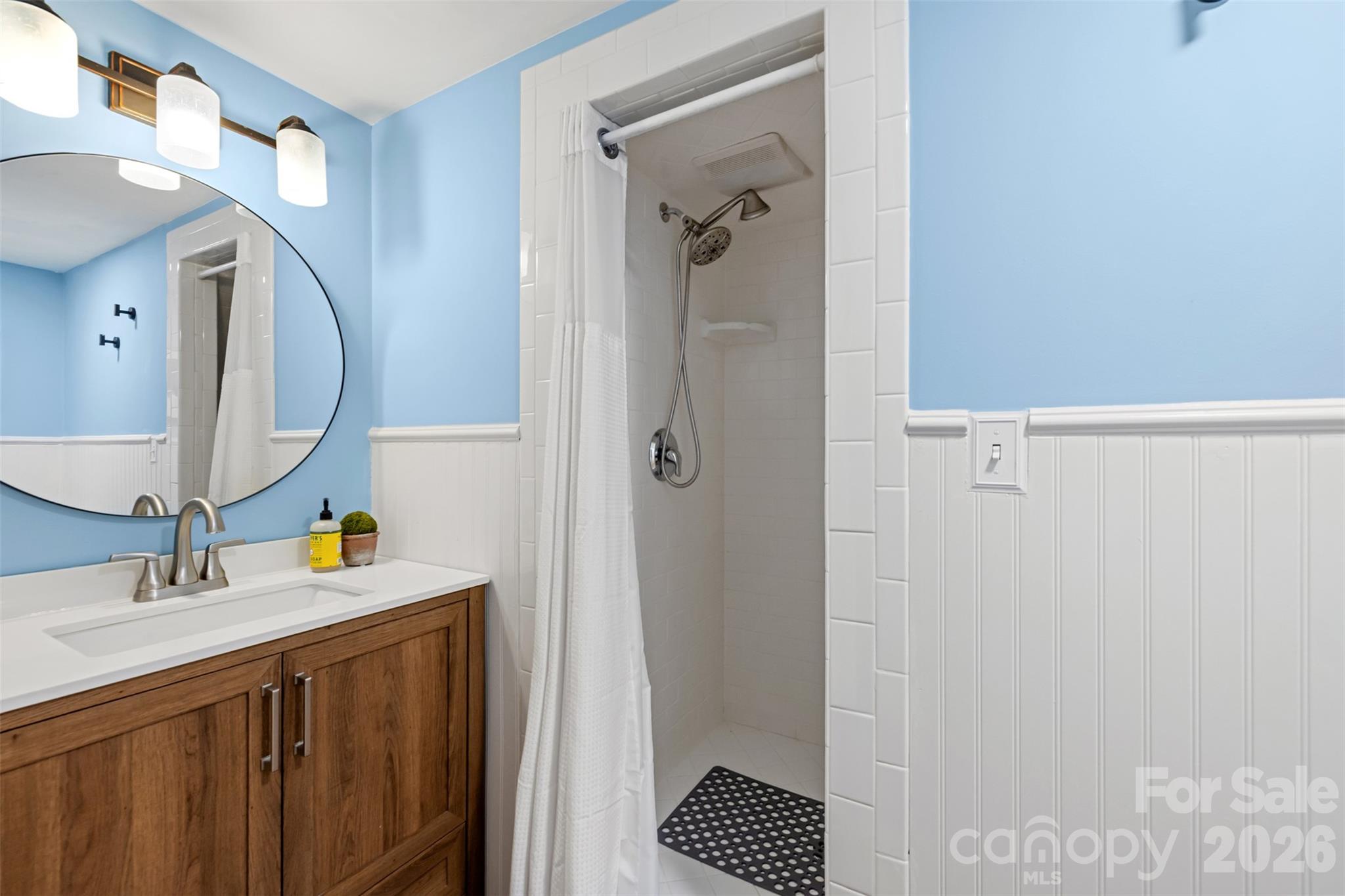 Basement full bath in bedroom 5 - 10 Bald Eagle Road, Lake Wylie
