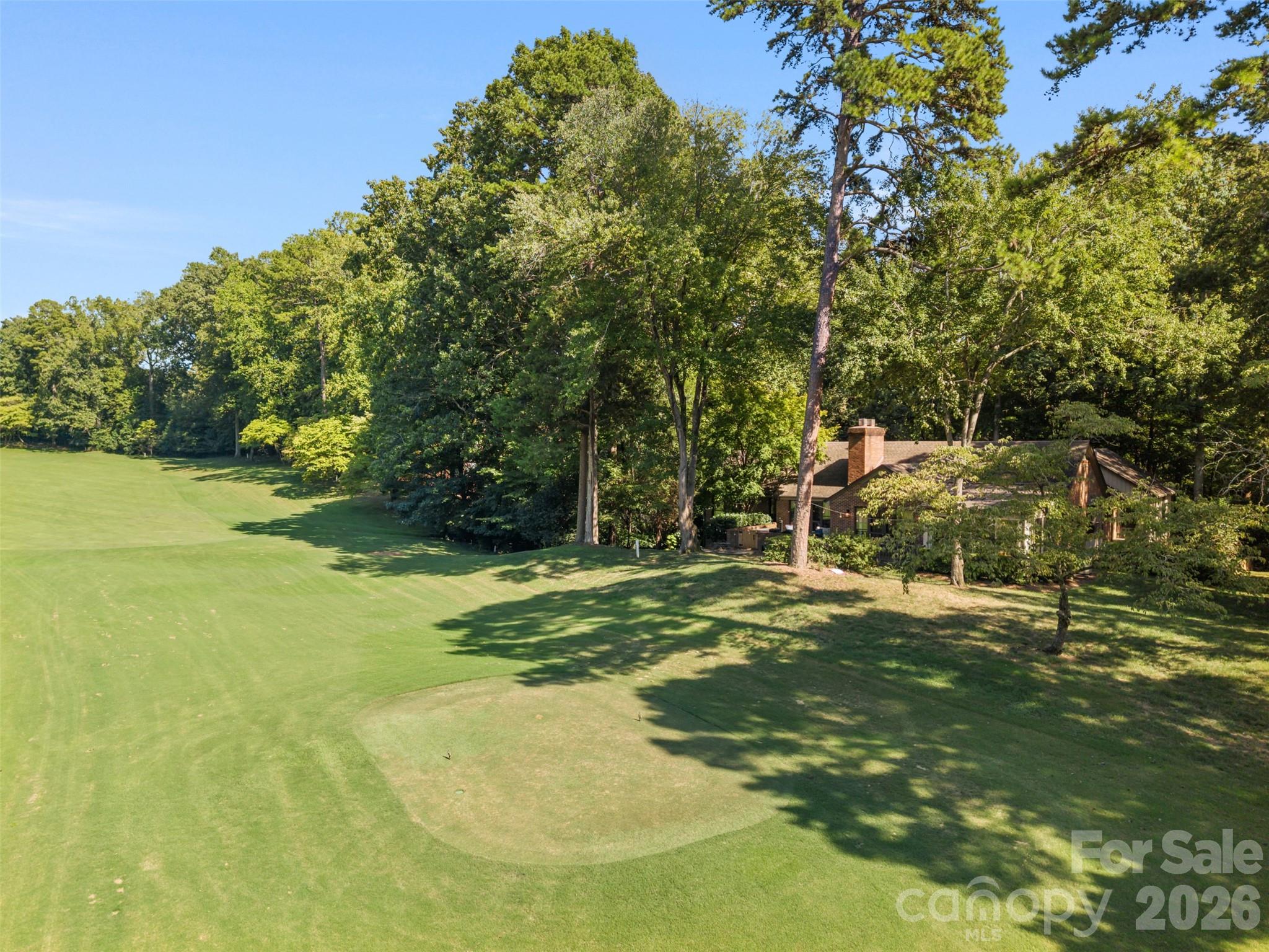 Scenic golf-course setting - 10 Bald Eagle Road, Lake Wylie