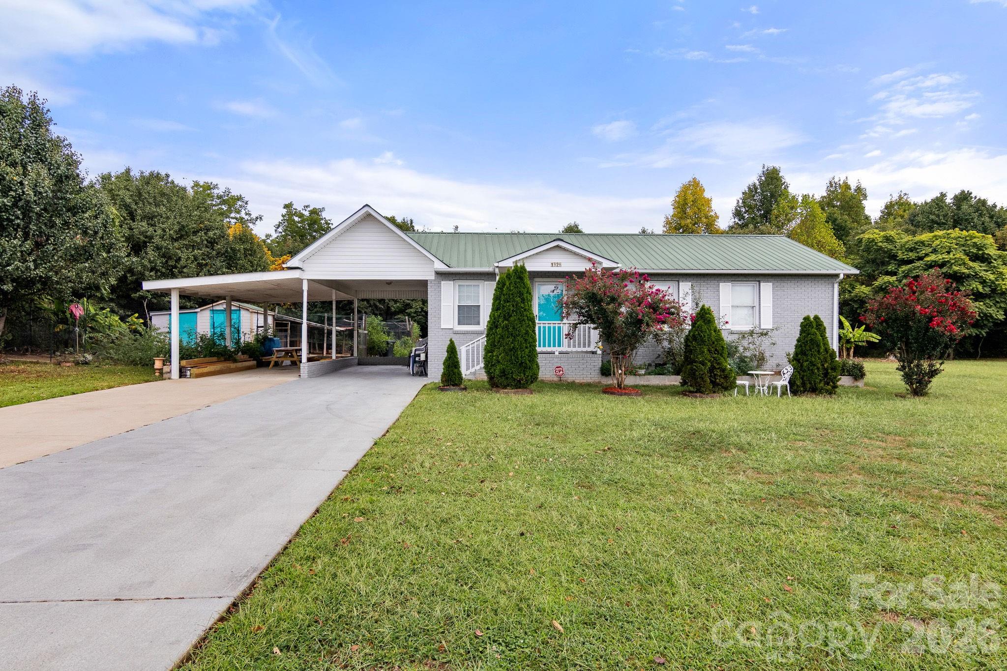 1326 New House Road