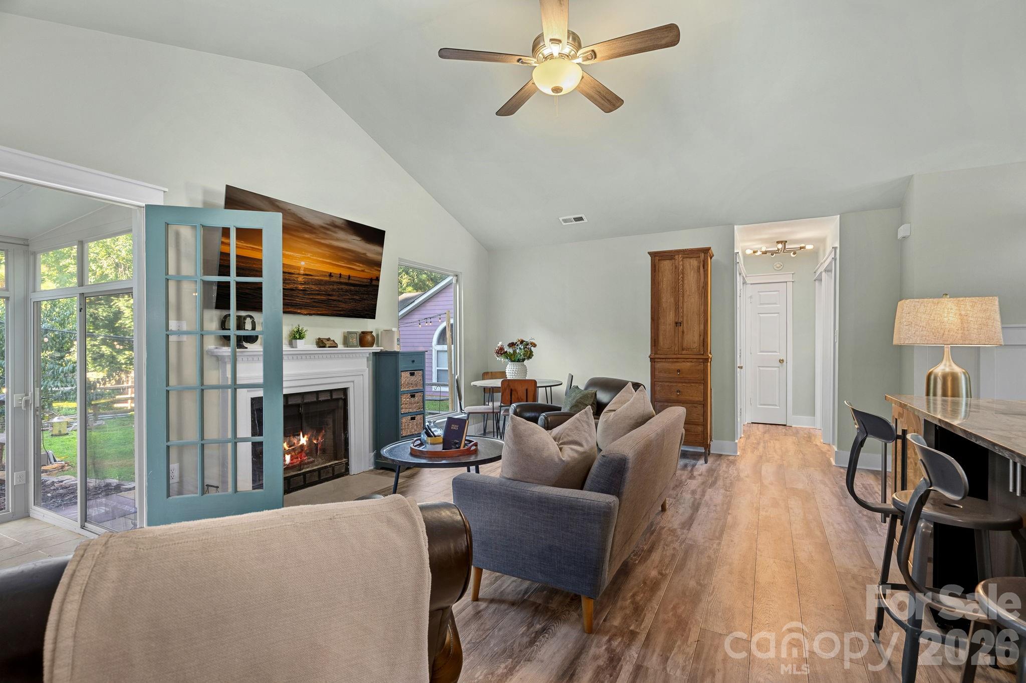 Single Family Residence at 7120 Chattanooga Lane, Mint Hill, photo 9 of 32