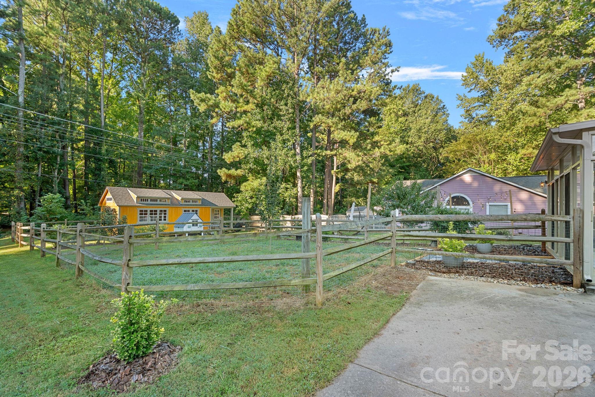 Single Family Residence at 7120 Chattanooga Lane, Mint Hill, photo 21 of 32